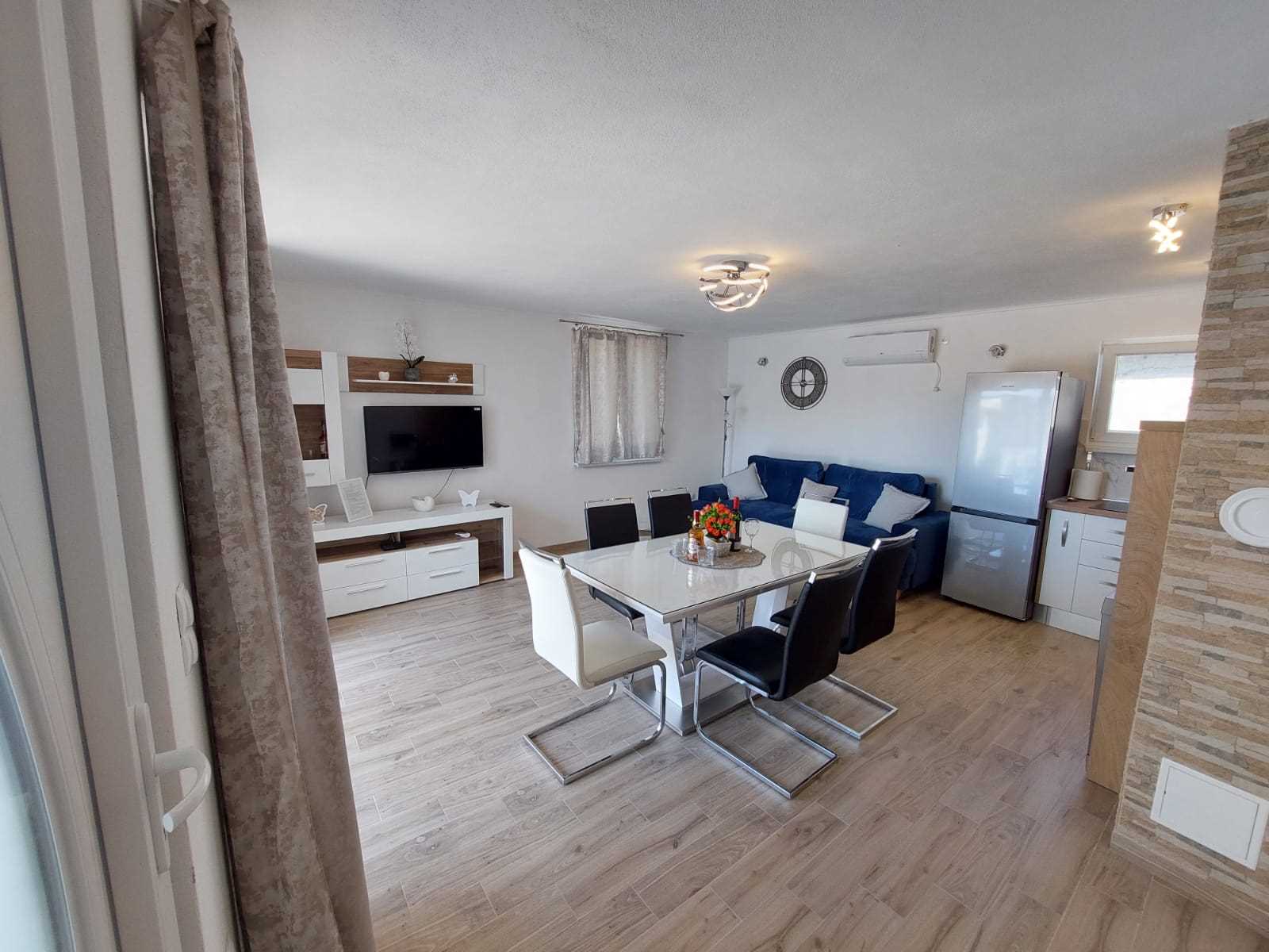 Holiday Home Delfin Primošten