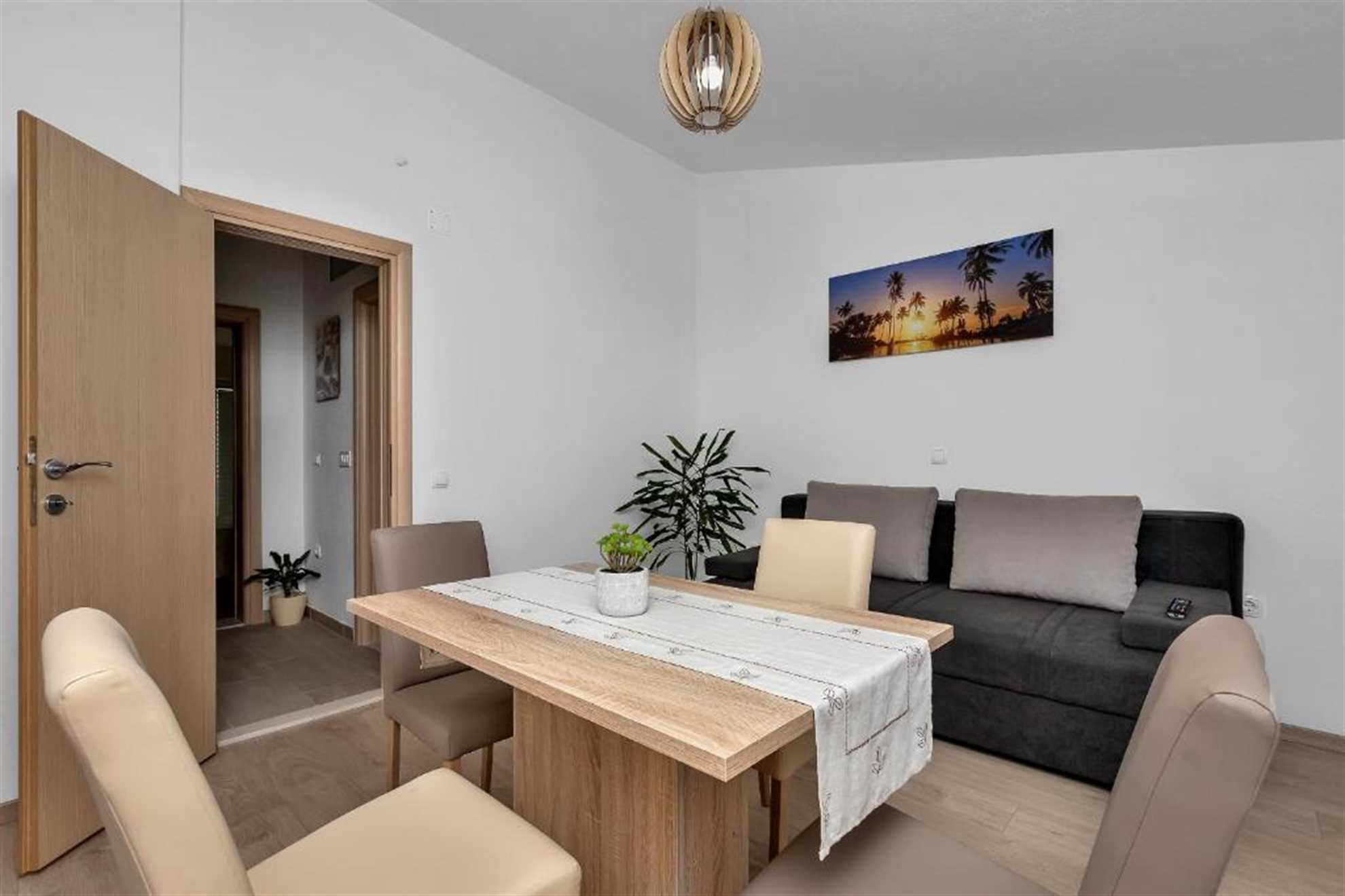 Apartment with sea view!