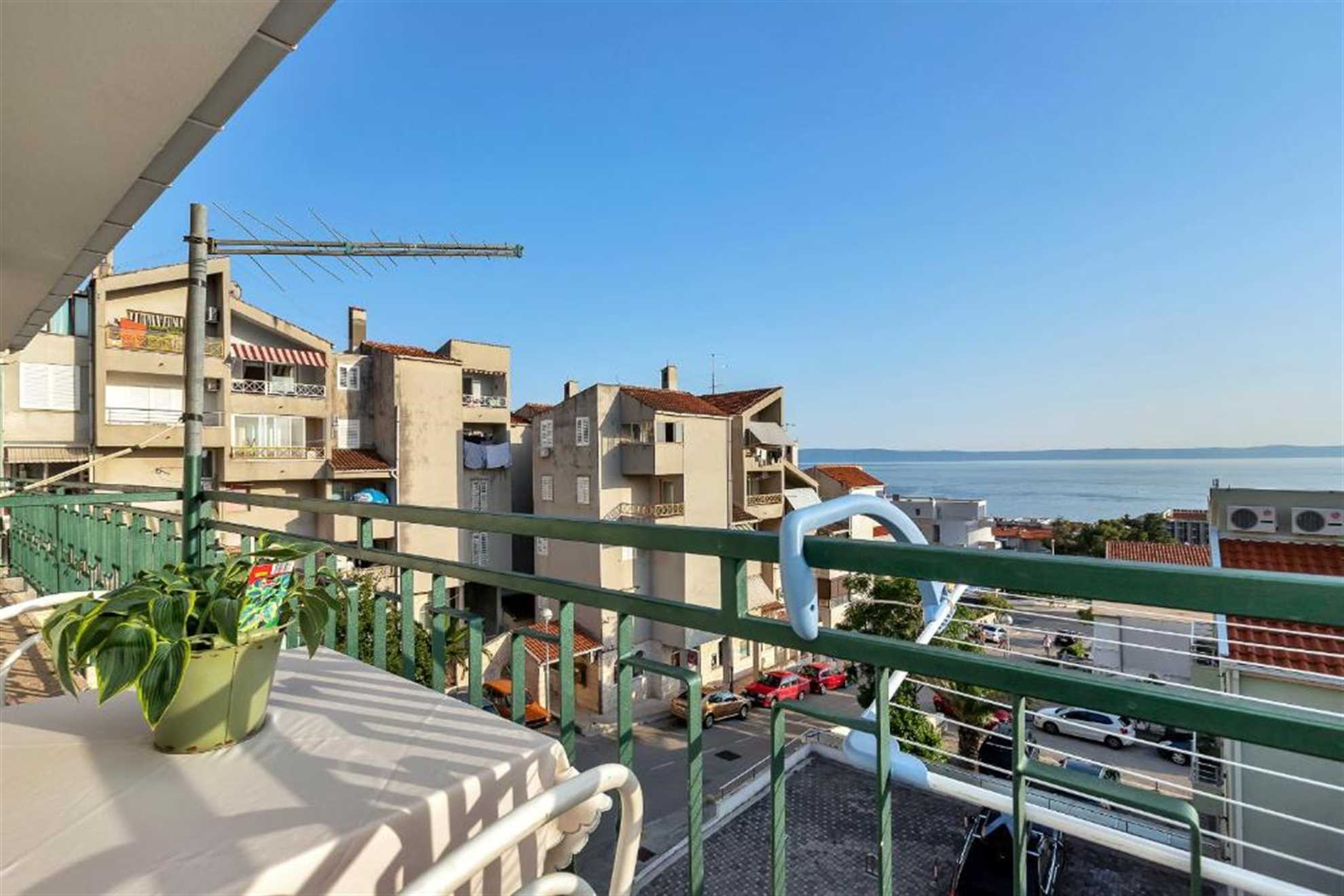 Apartment with sea view!