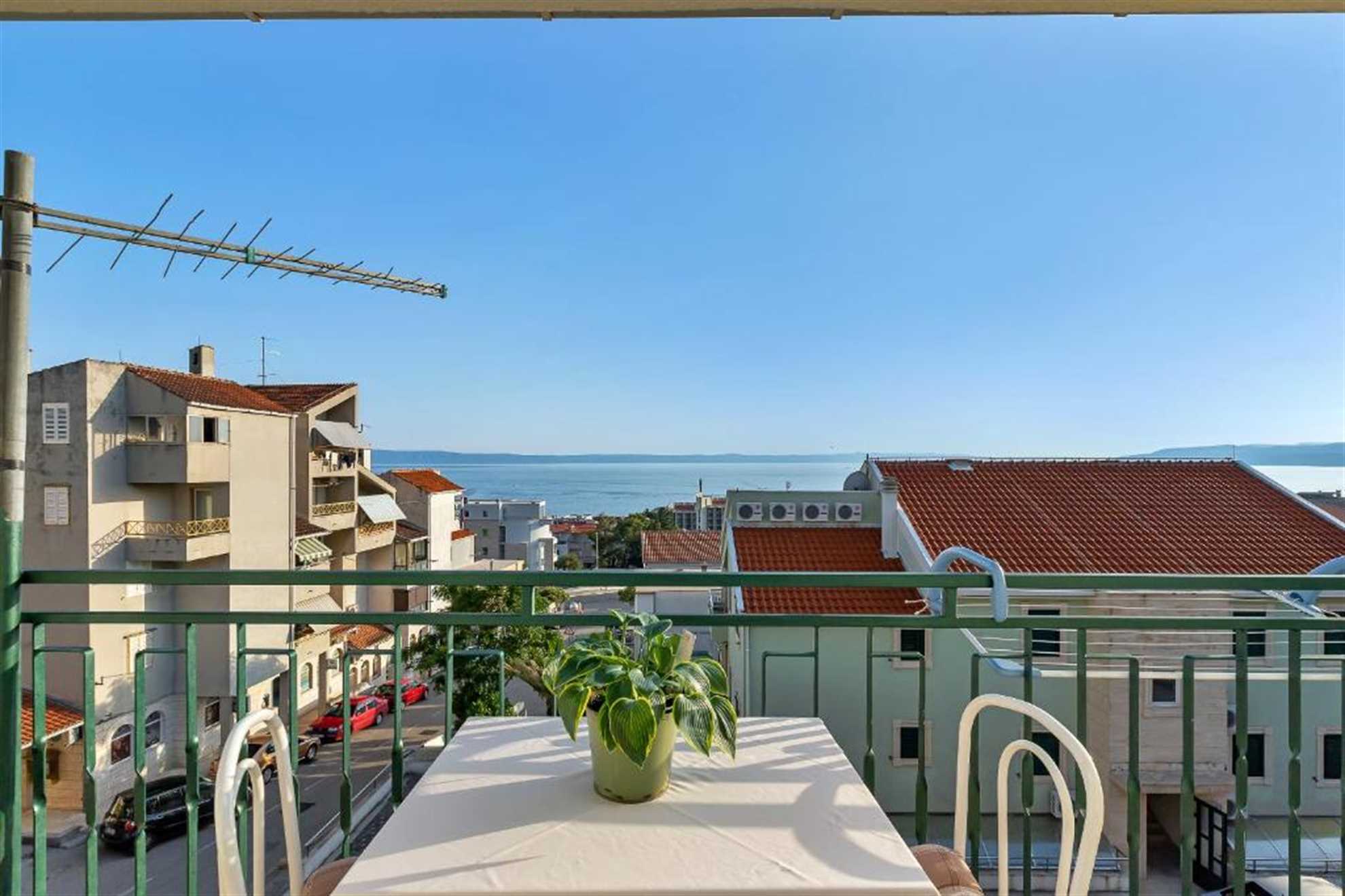 Apartment with sea view!