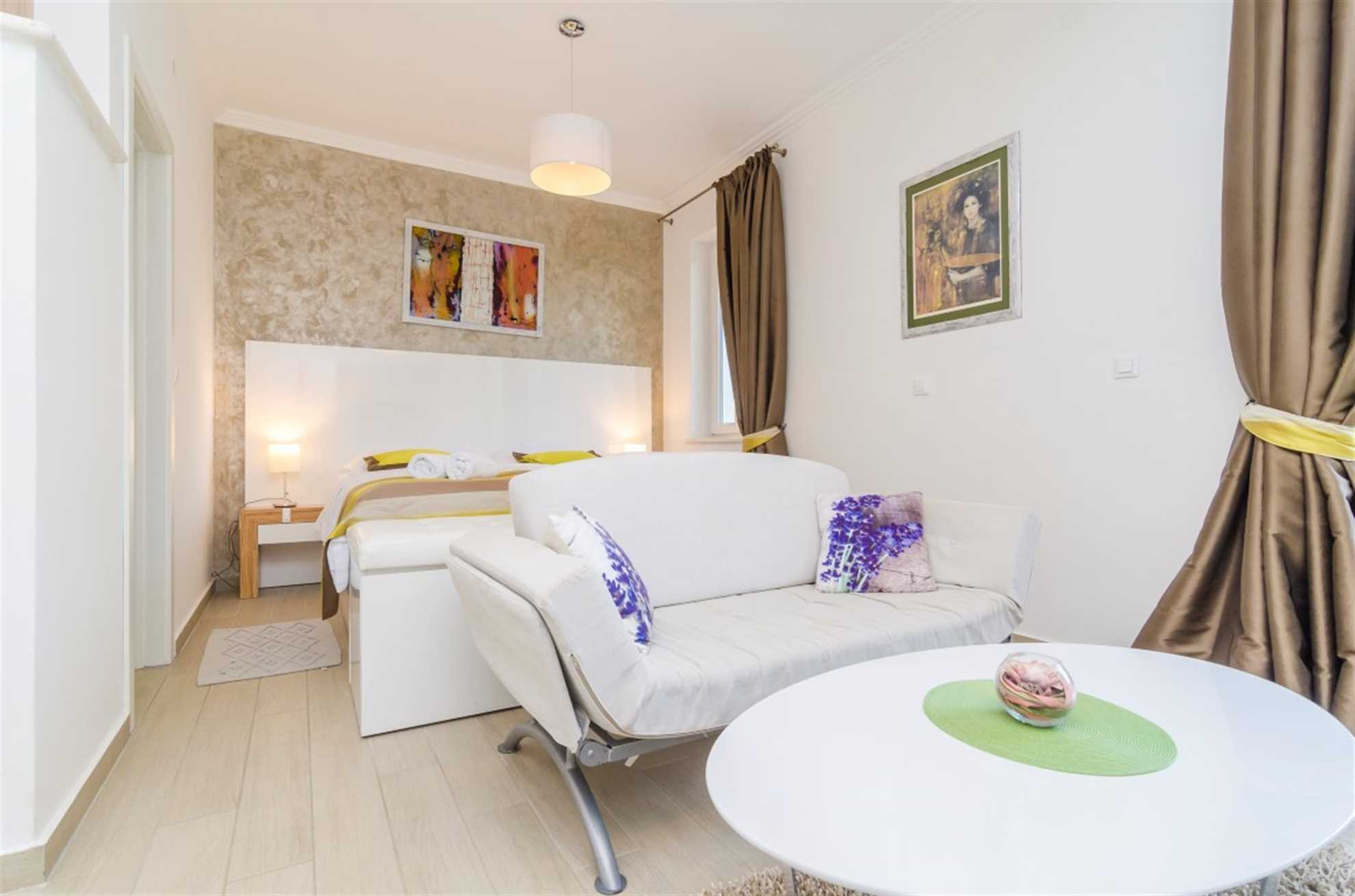 Superior studio balcony,sea view - GARDEN SECRET