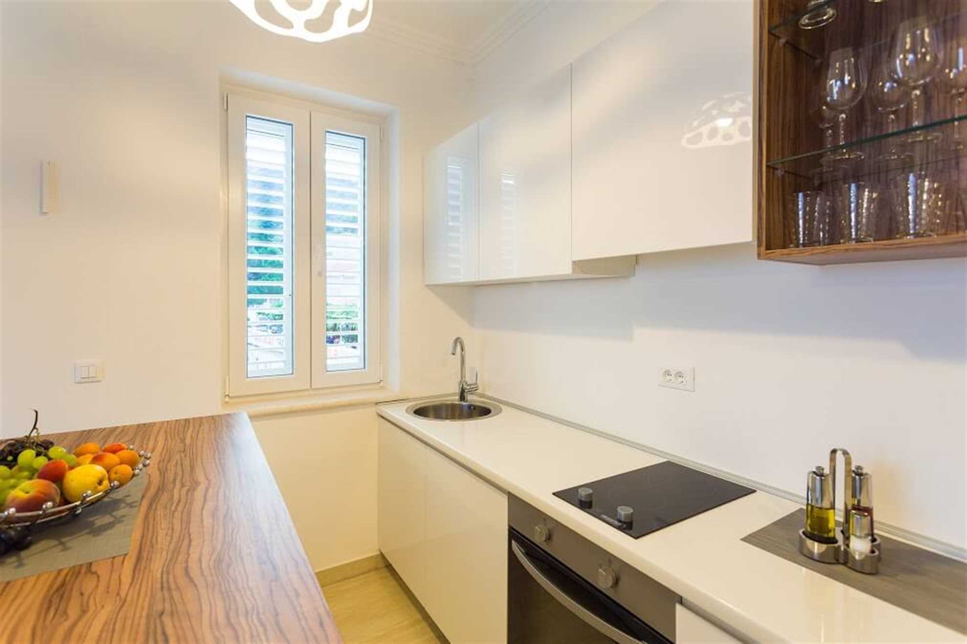 COMFORT DELUXE SUITE - JASMIN LUSH