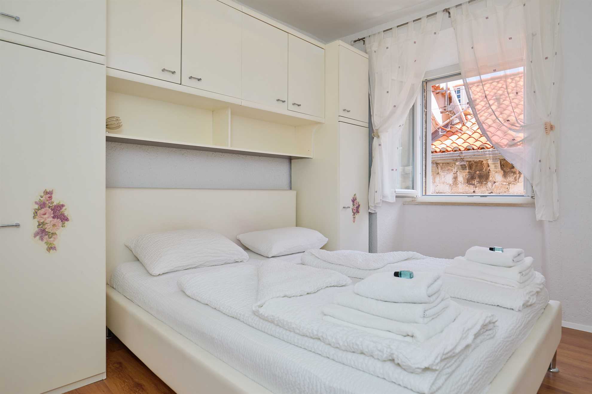 Dvosobno stanovanje v središču starega mesta Lime