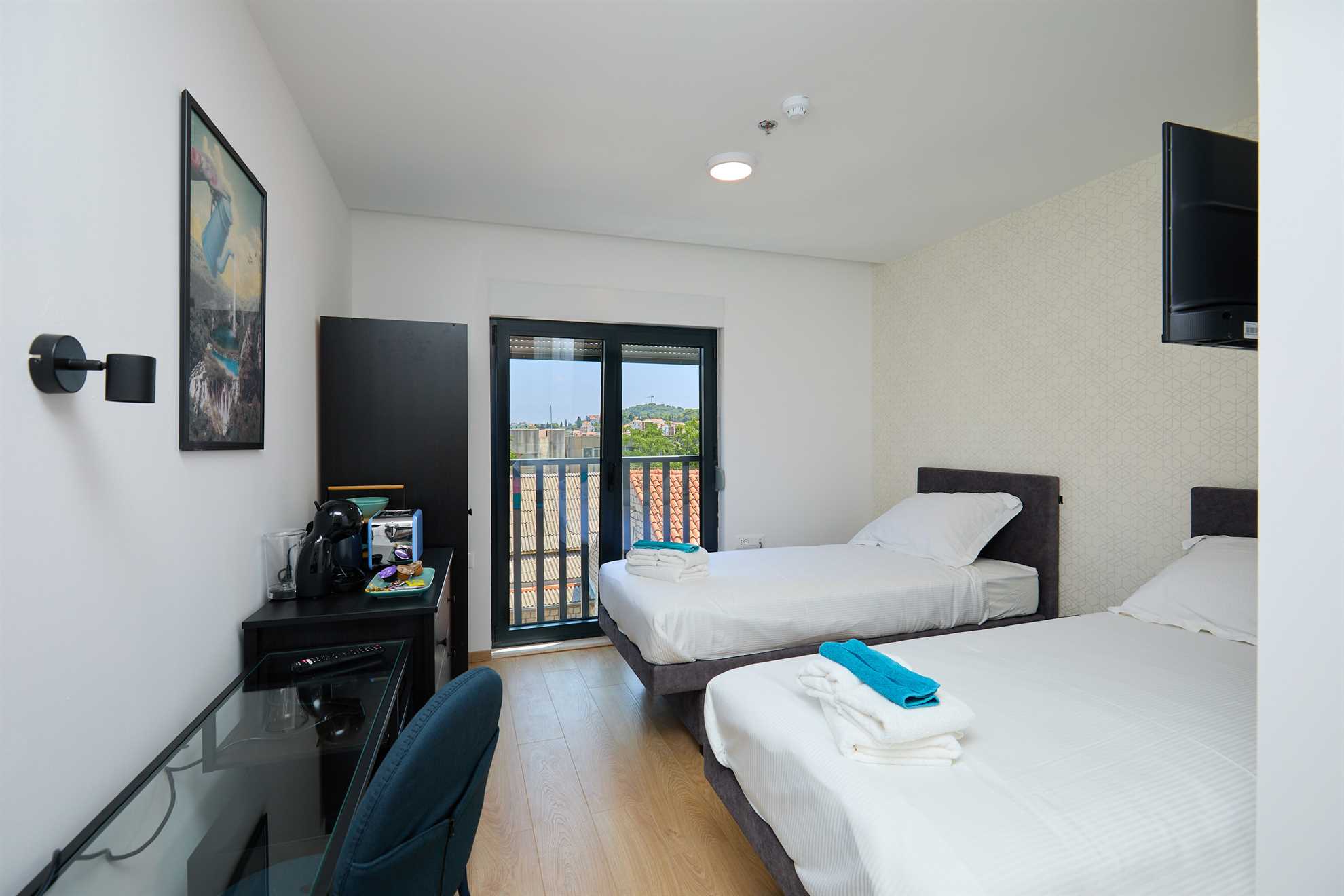 R6 Standard double or twin room DOMINIUM CITY SUITES
