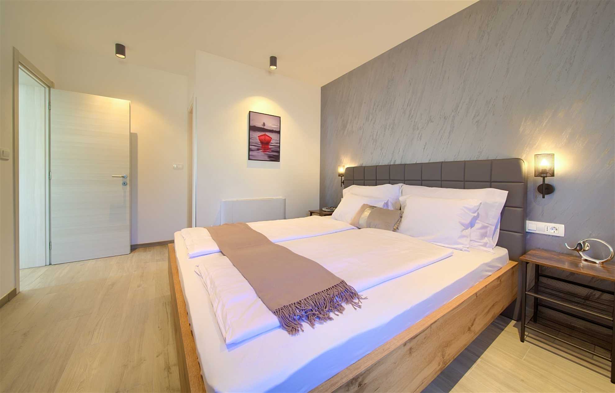 Apartman Timmy s privatnim bazenom i pogledom na more