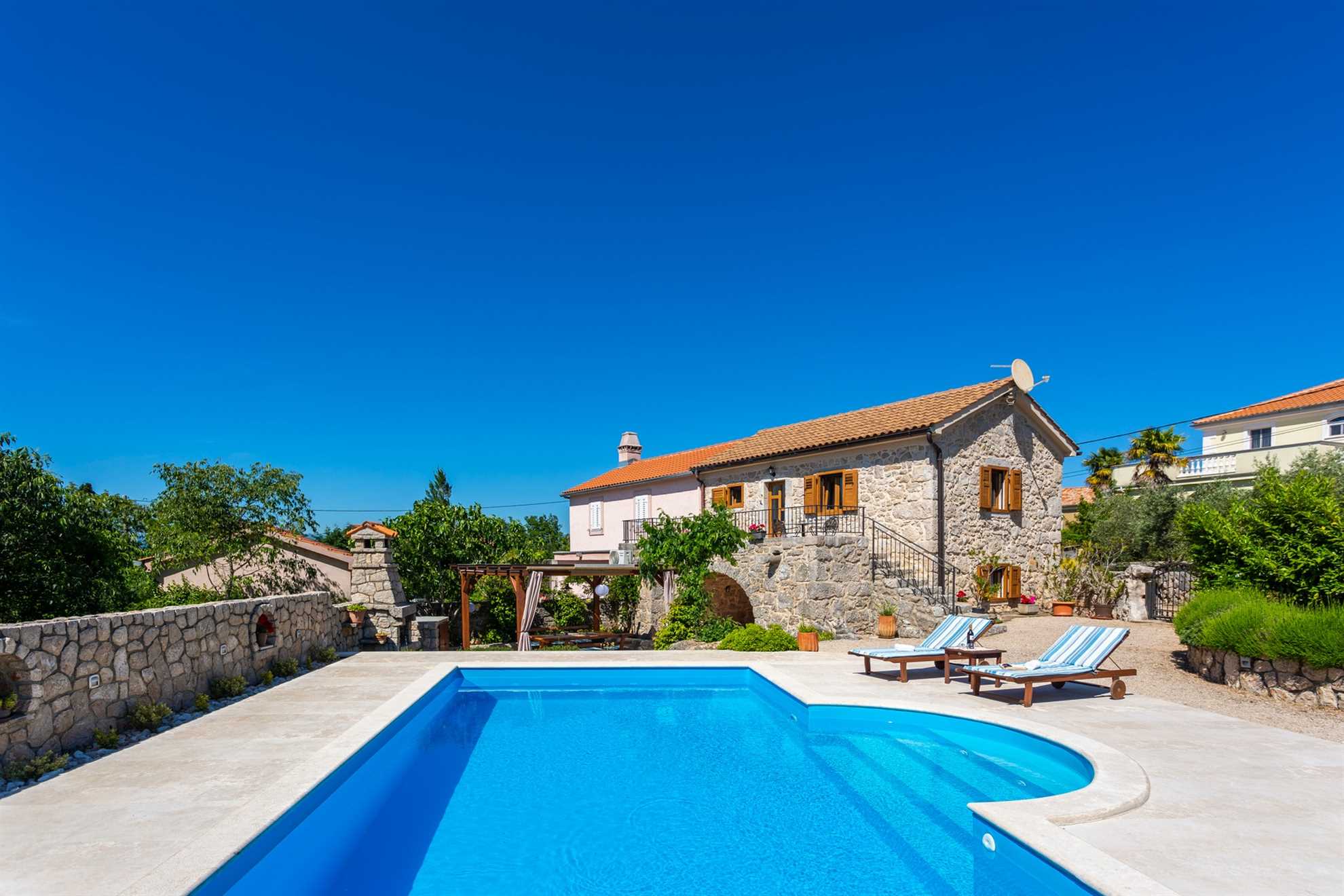 Charming Villa Katarina with private swimming pool