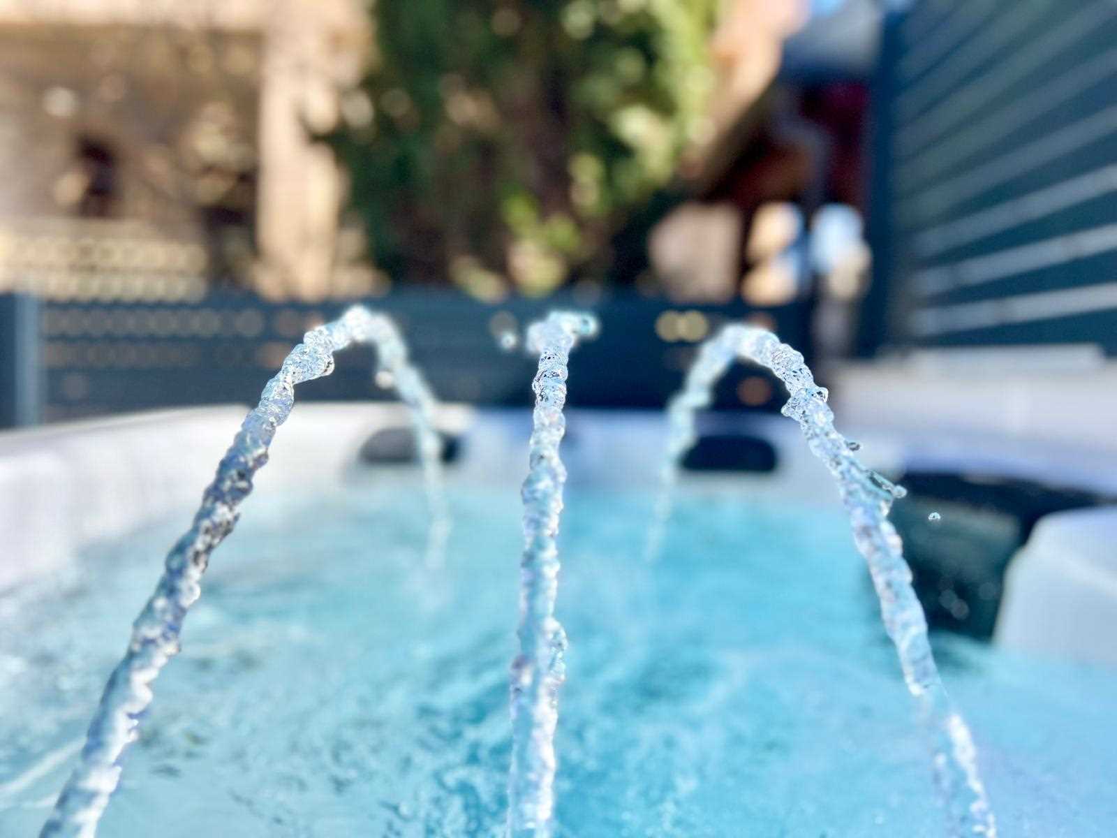 Deluxe Apartment I. near the beach with Jacuzzi