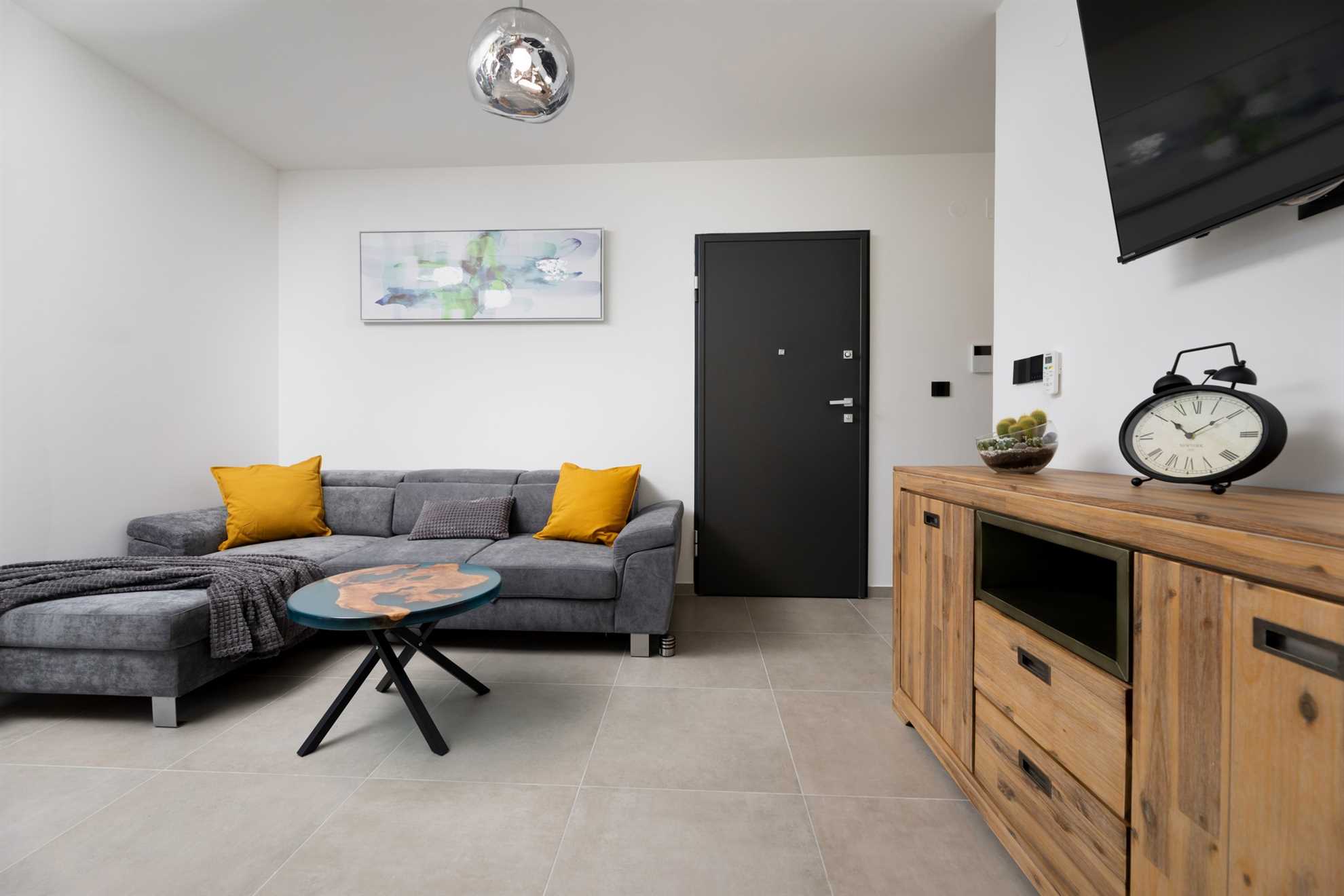 Luksuzni stan II. s grijanim bazenom u Villa Adria Apartments