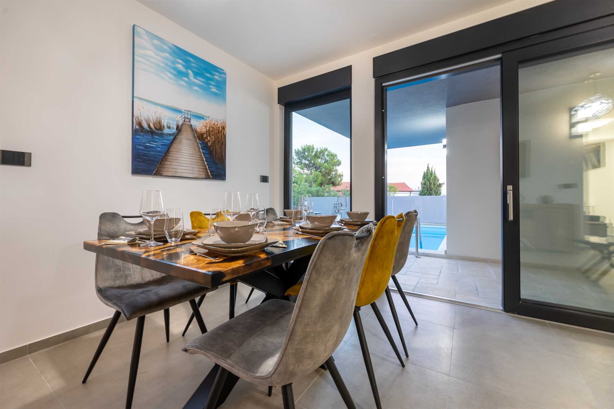 Luksuzni stan II. s grijanim bazenom u Villa Adria Apartments