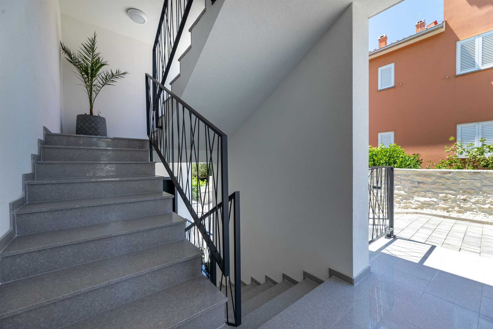 Luksuzni stan II. s grijanim bazenom u Villa Adria Apartments