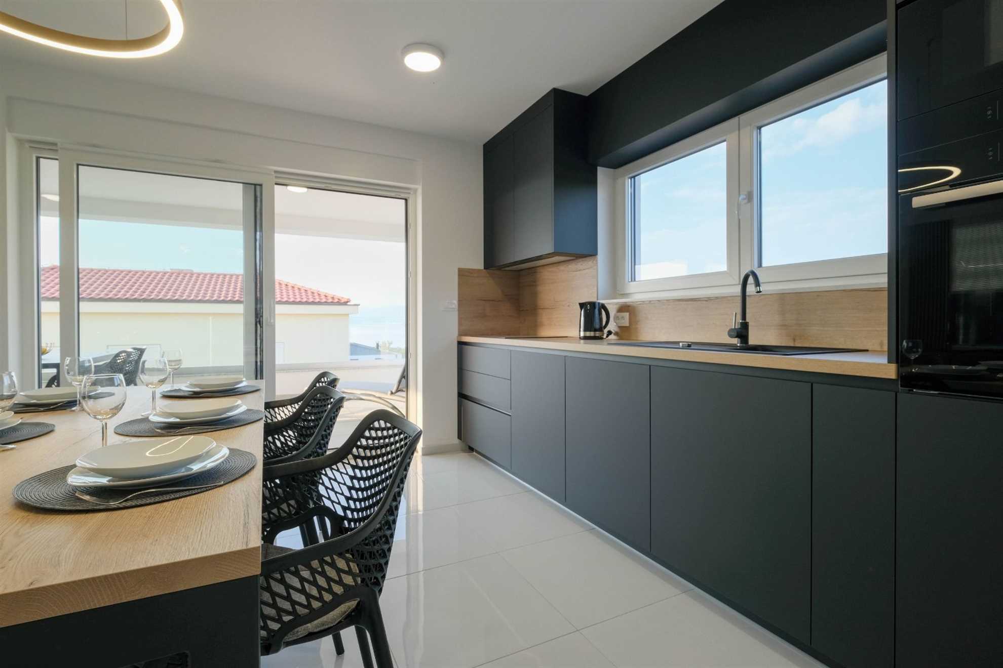 Sunset Royal Apartman I. s prekrasnim pogledom na more