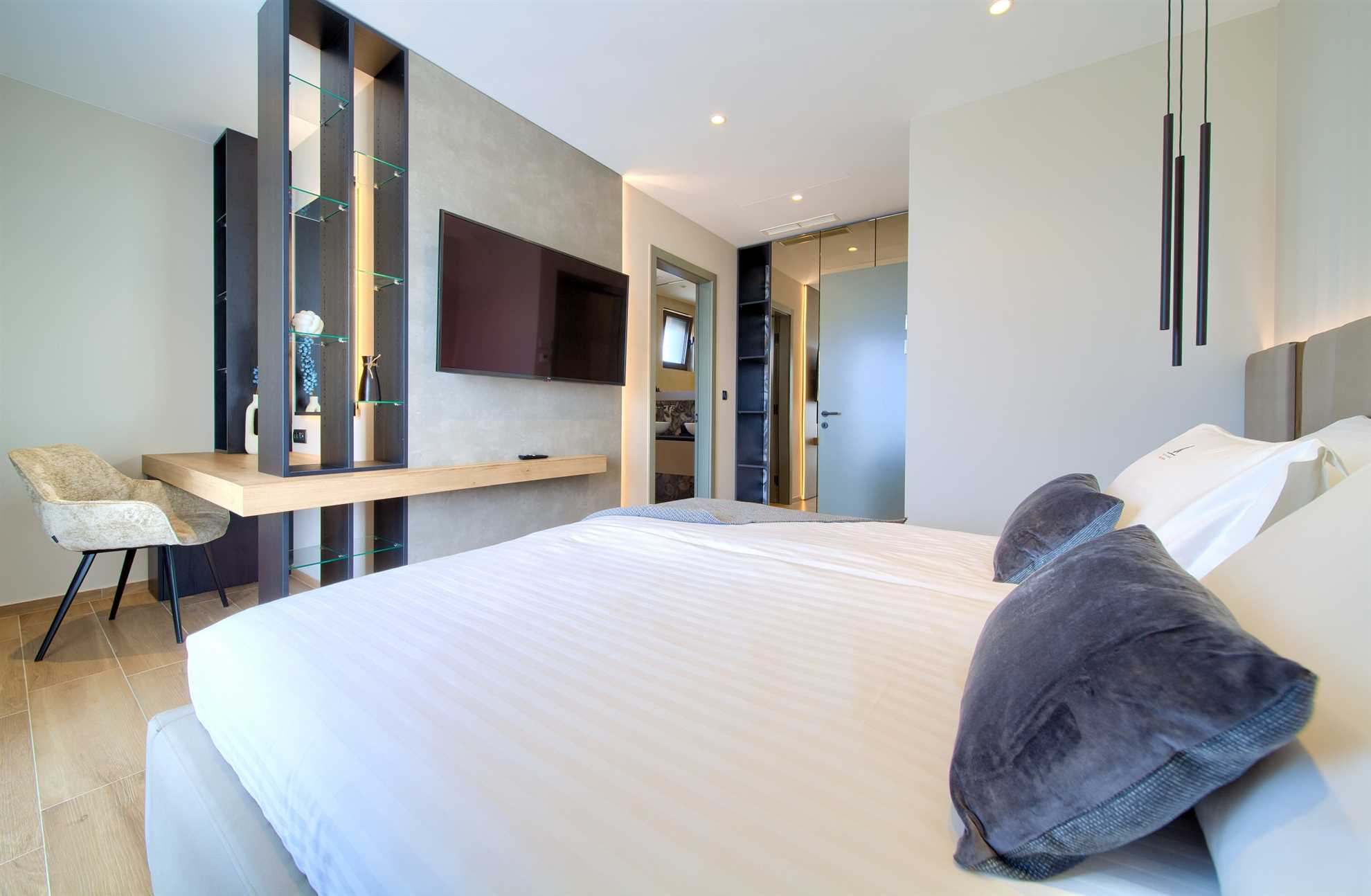 Villa LORD s grijanim bazenom, jacuzzijem i saunom