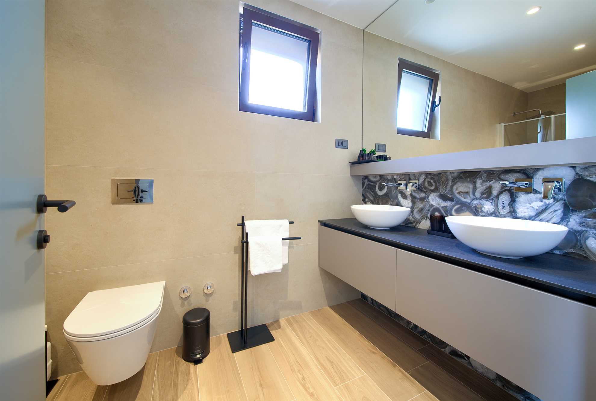 Villa LORD s grijanim bazenom, jacuzzijem i saunom