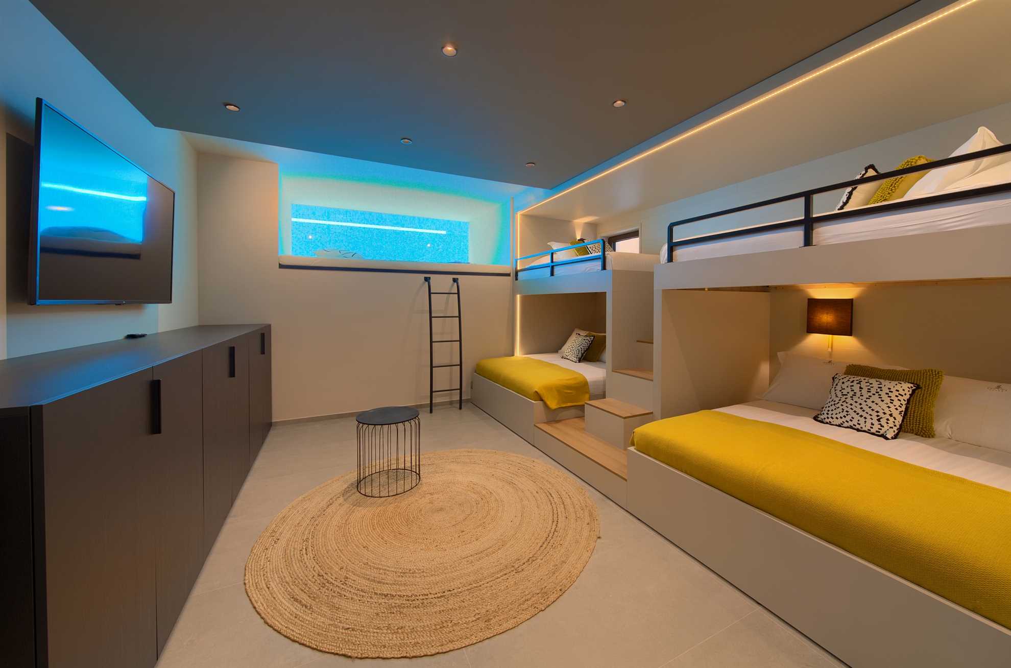 Villa LORD s grijanim bazenom, jacuzzijem i saunom