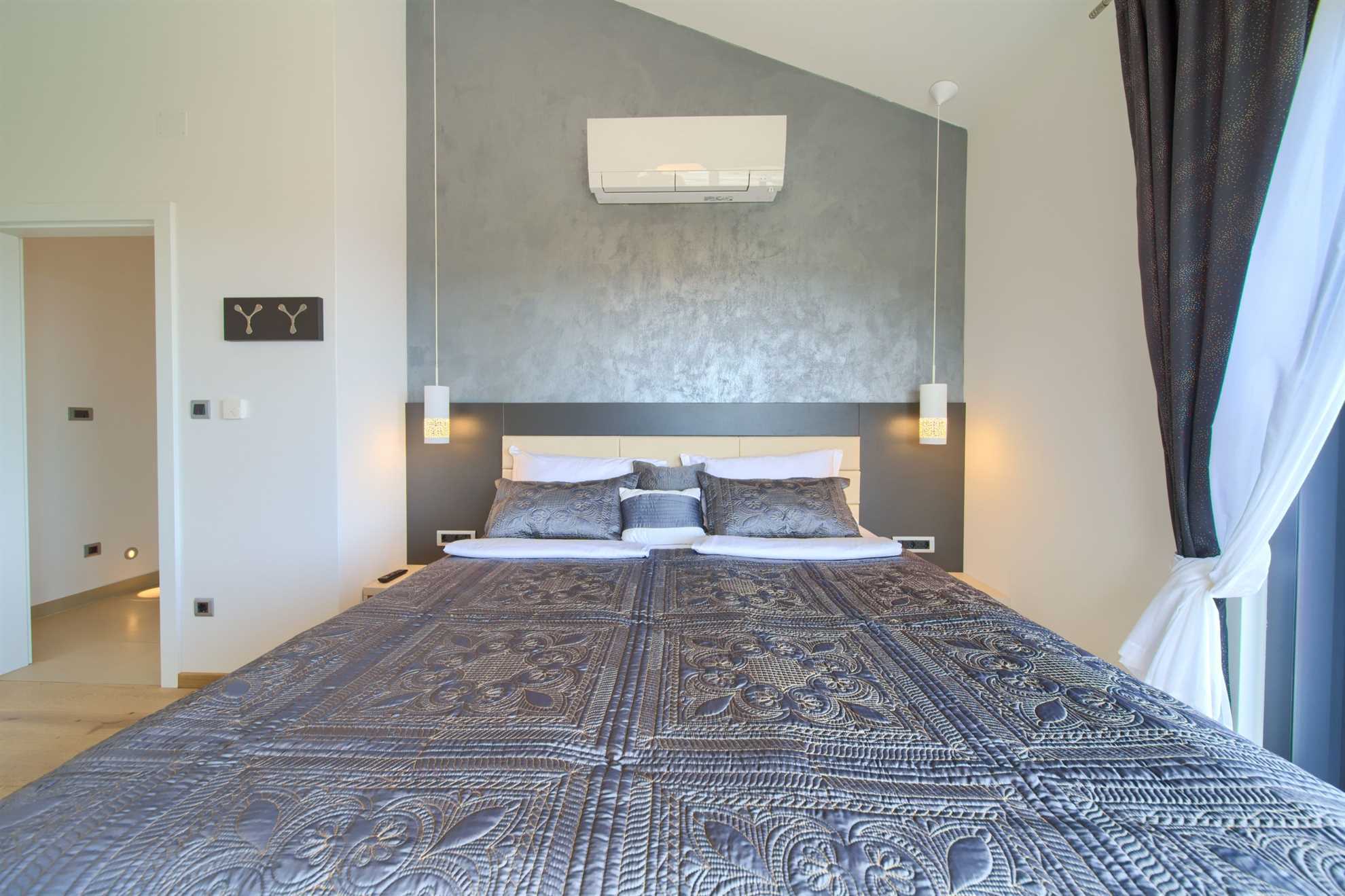 Luxury Holiday house BELLA with private pool