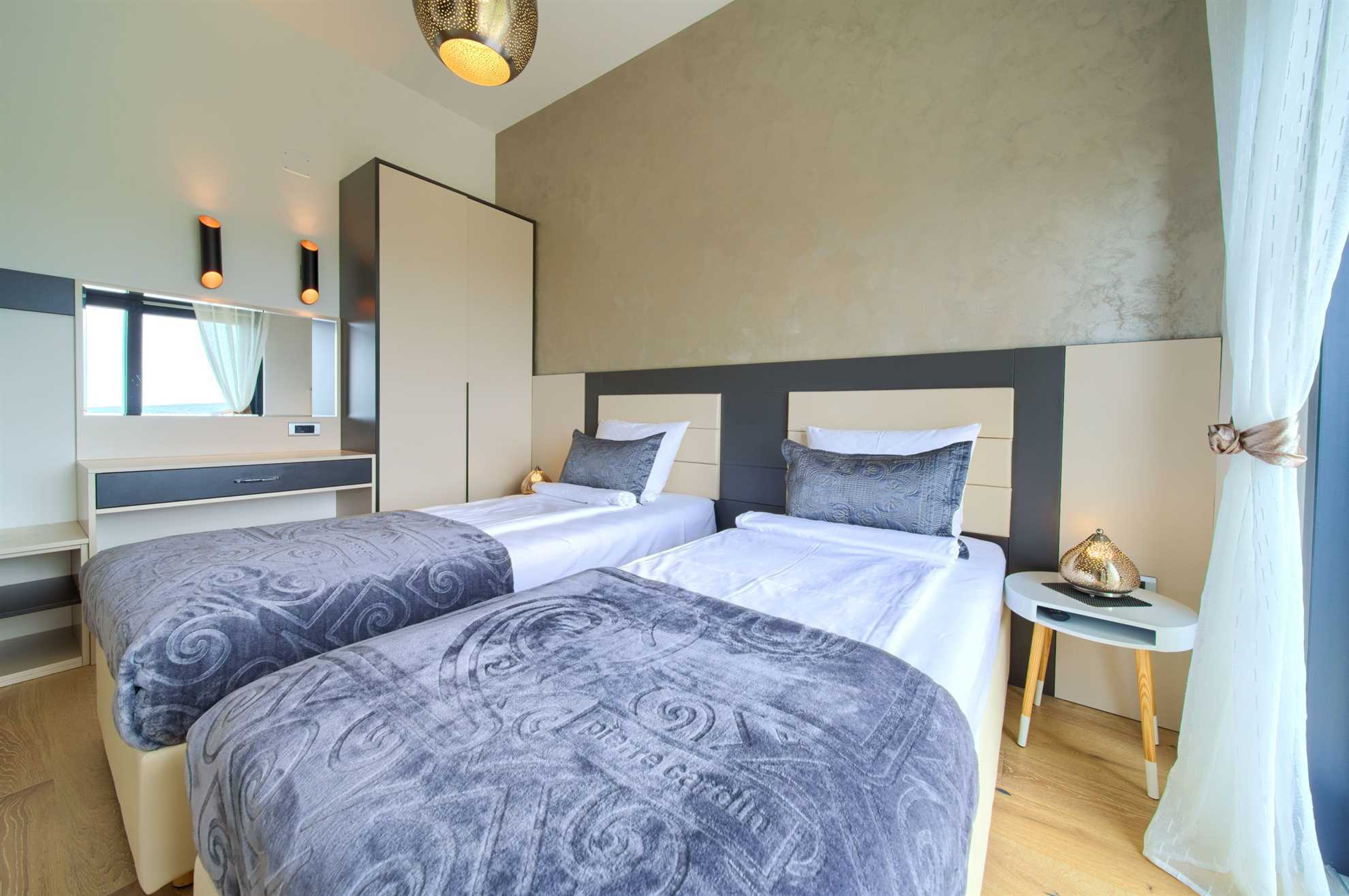 Luxury Holiday house BELLA with private pool