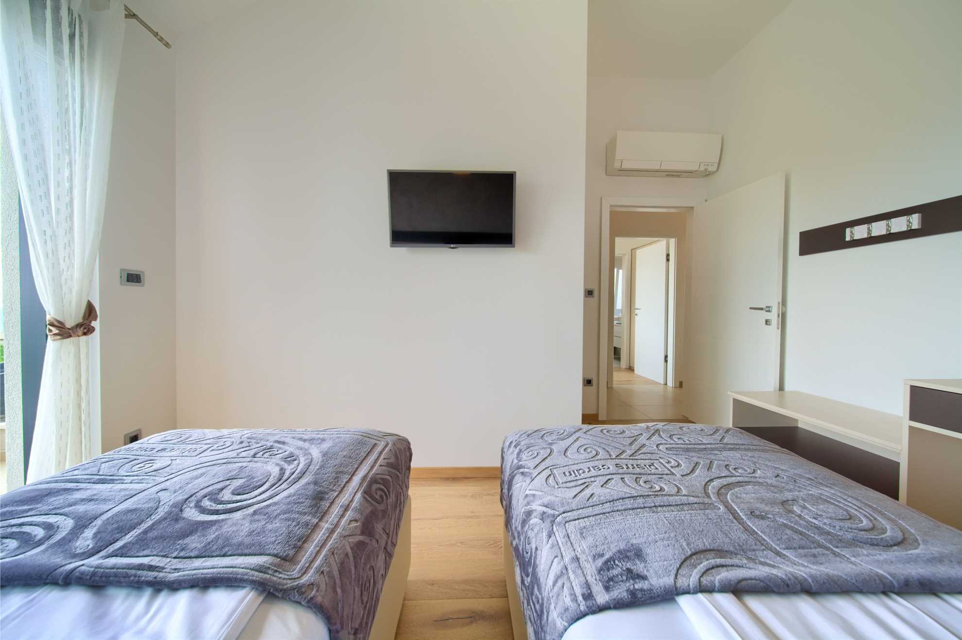 Luxury Holiday house BELLA with private pool