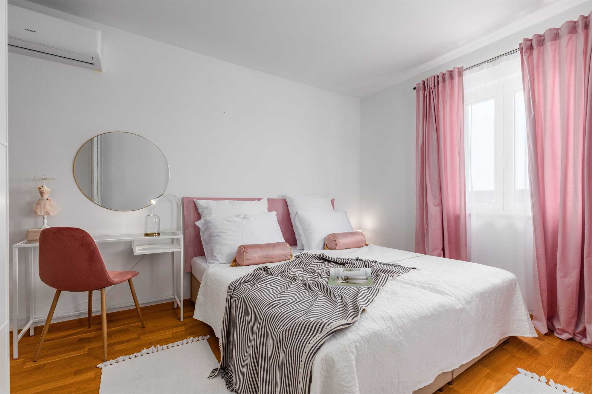 Kuća za odmor JOSEPHINE s grijanim bazenom