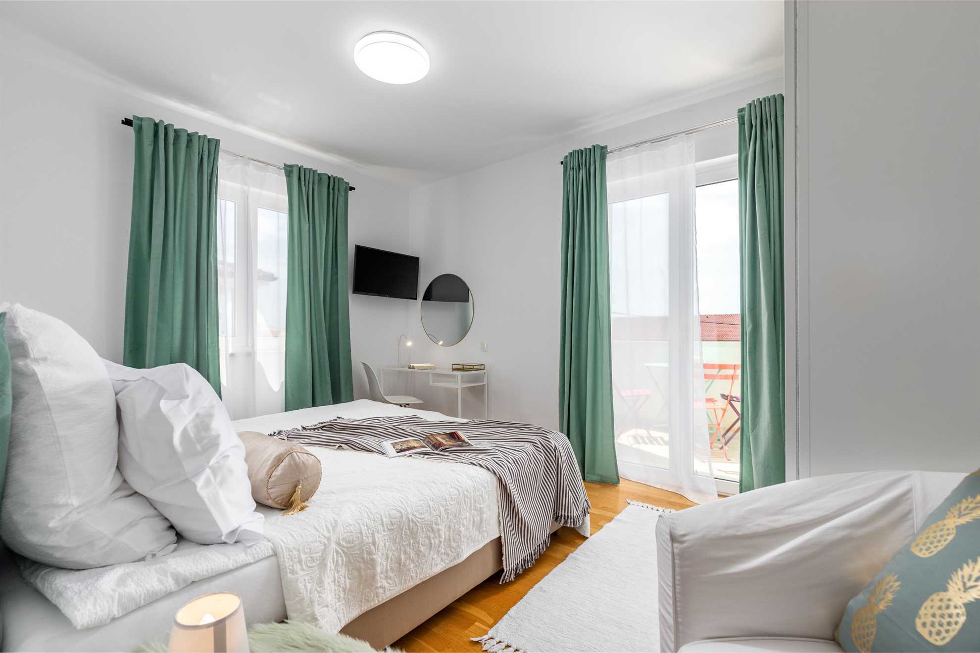 Kuća za odmor JOSEPHINE s grijanim bazenom