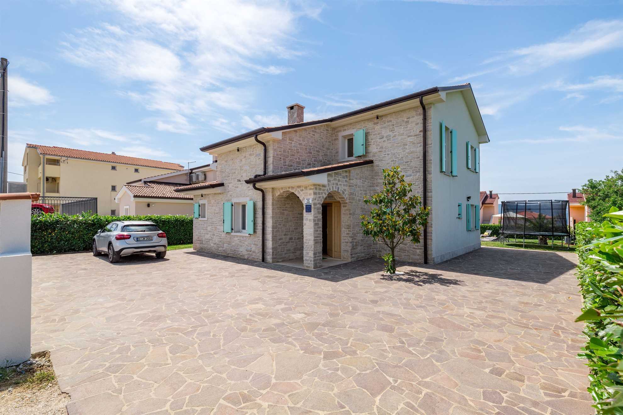 Kuća za odmor JOSEPHINE s grijanim bazenom