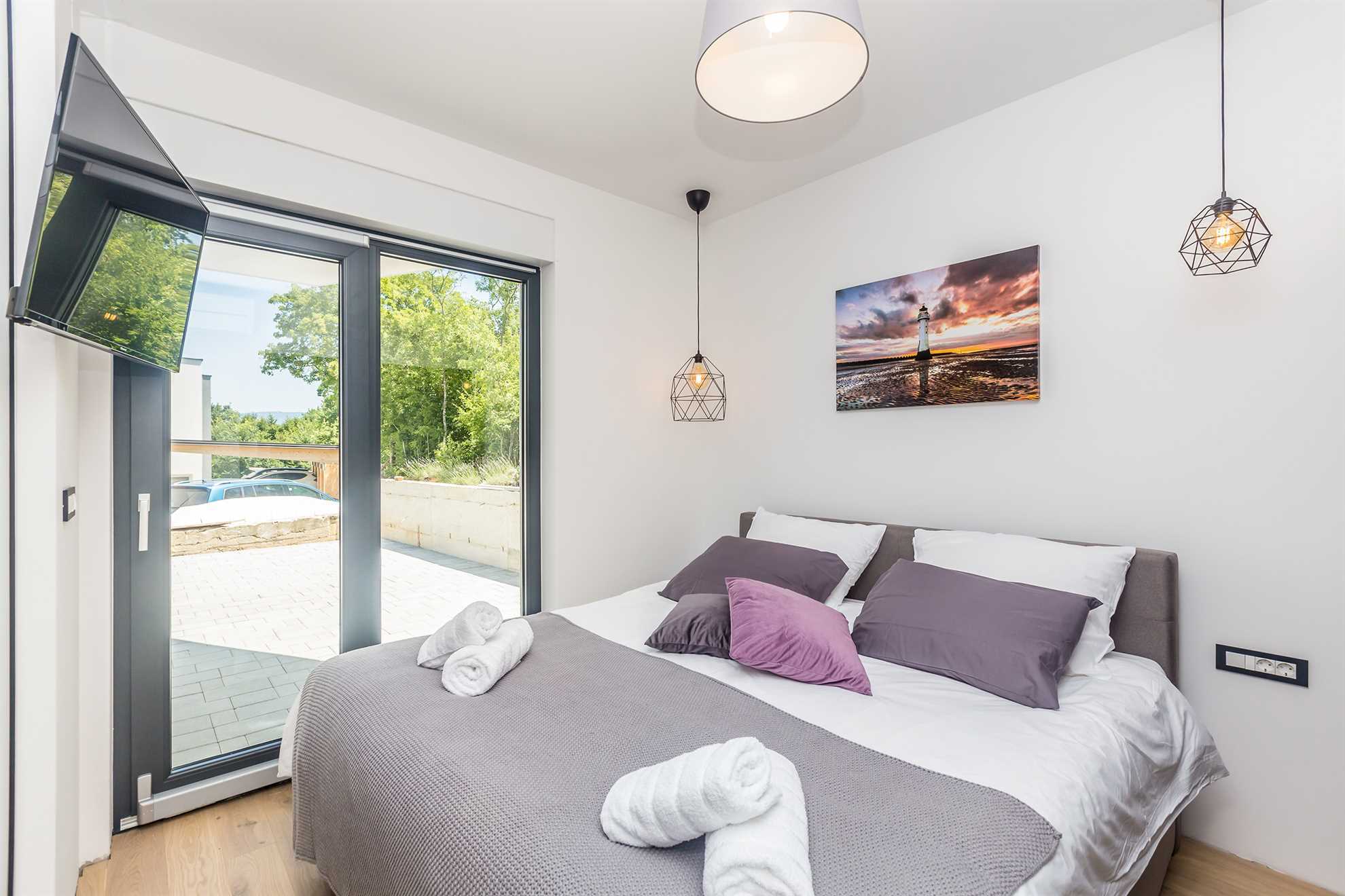 Luksuzni apartman NOA s bazenom i hidromasažnom kadom