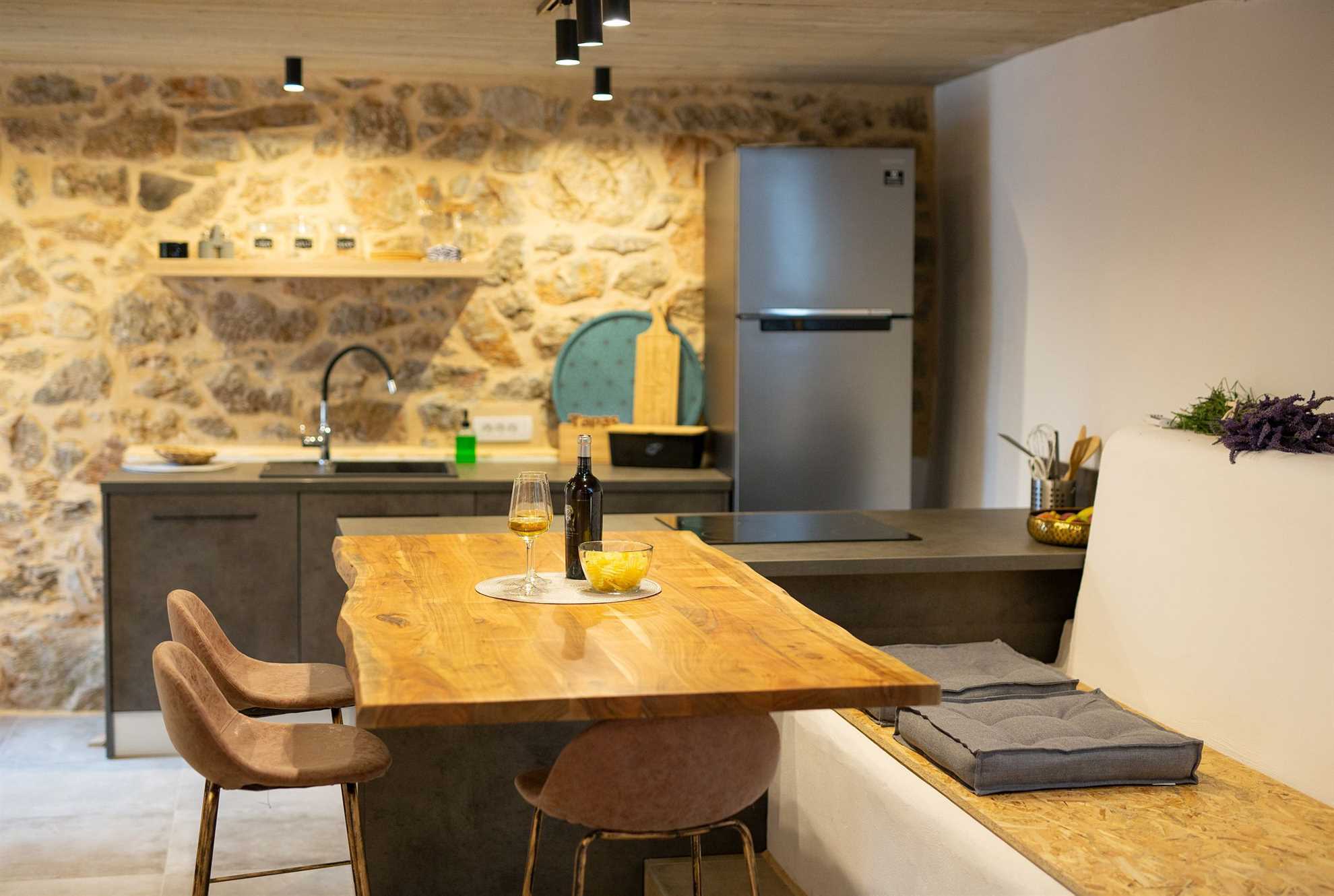 Prekrasna Villa MAY sa bazenom