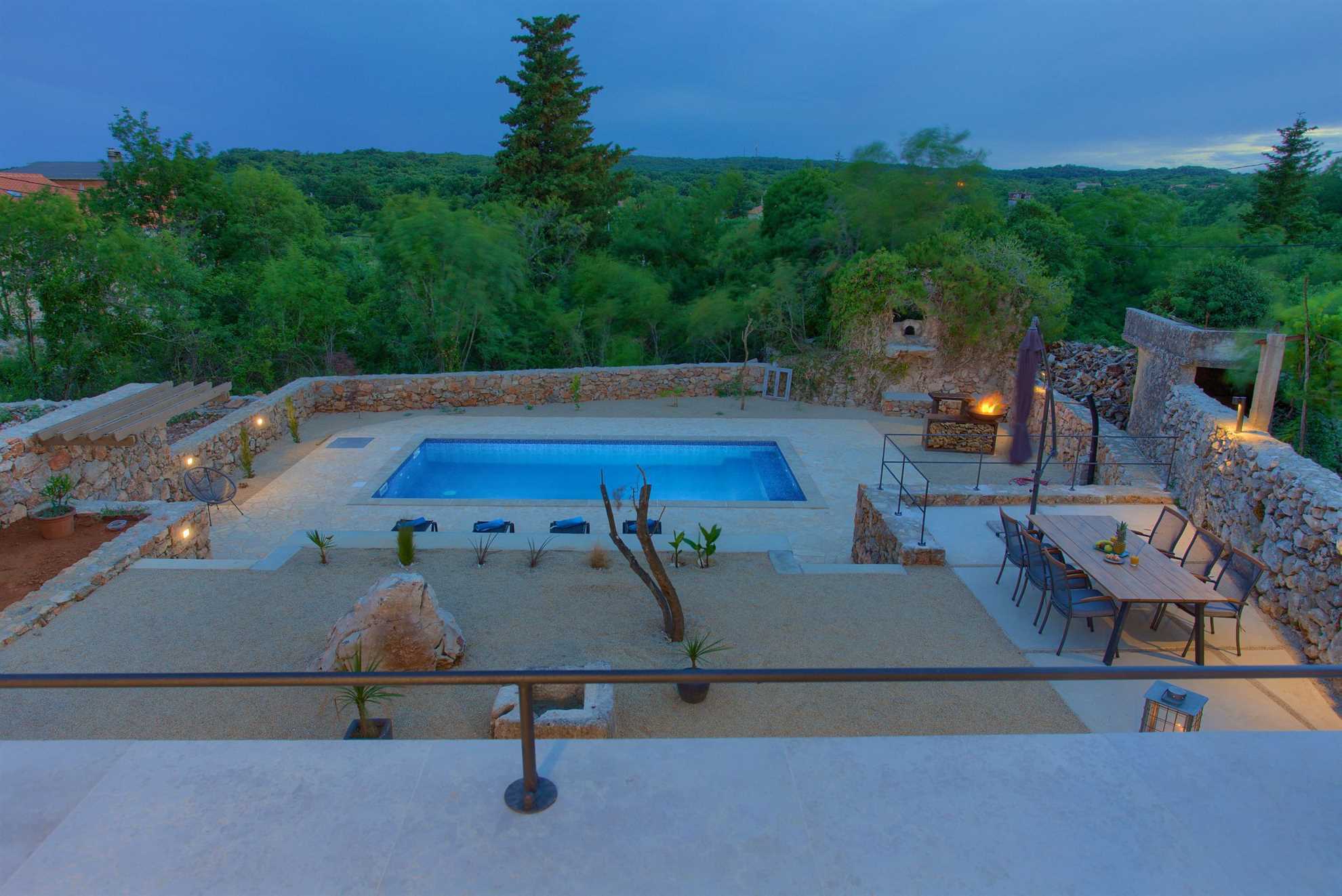 Prekrasna Villa MAY sa bazenom