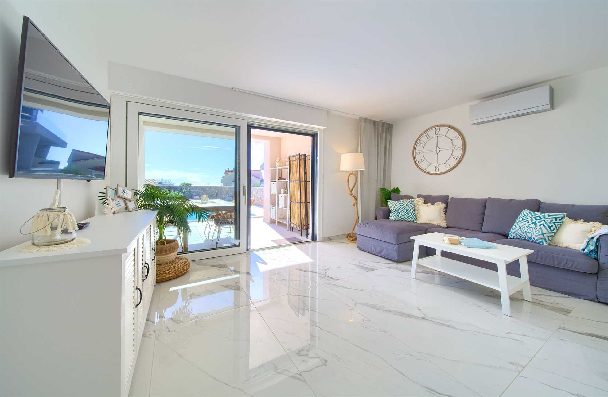 Apartman SEA LA VIE sa bazenom