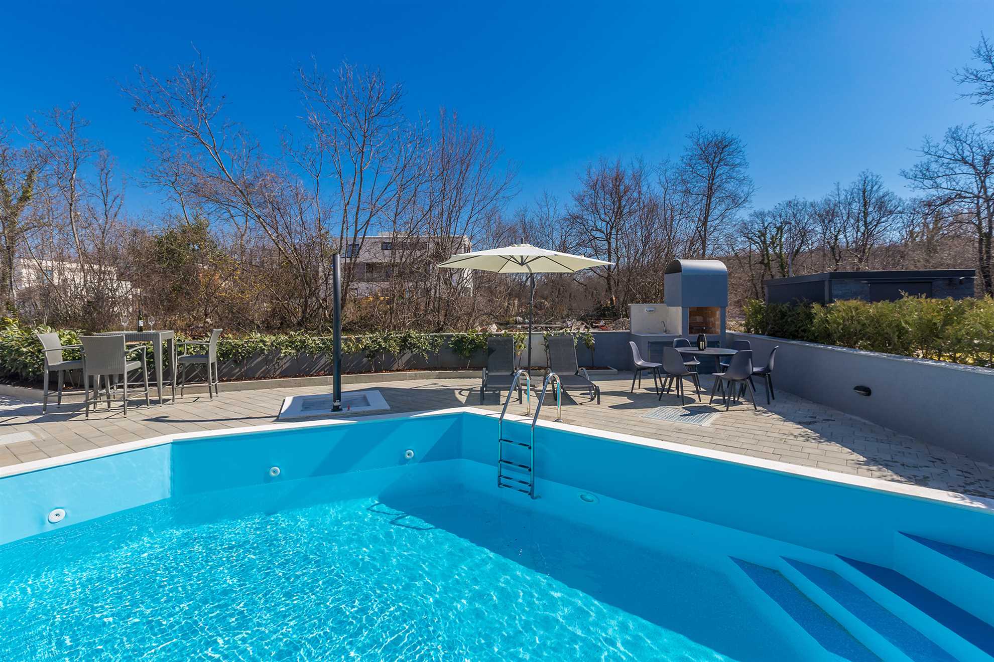 Apartman LAGANINI I u blizini plaže