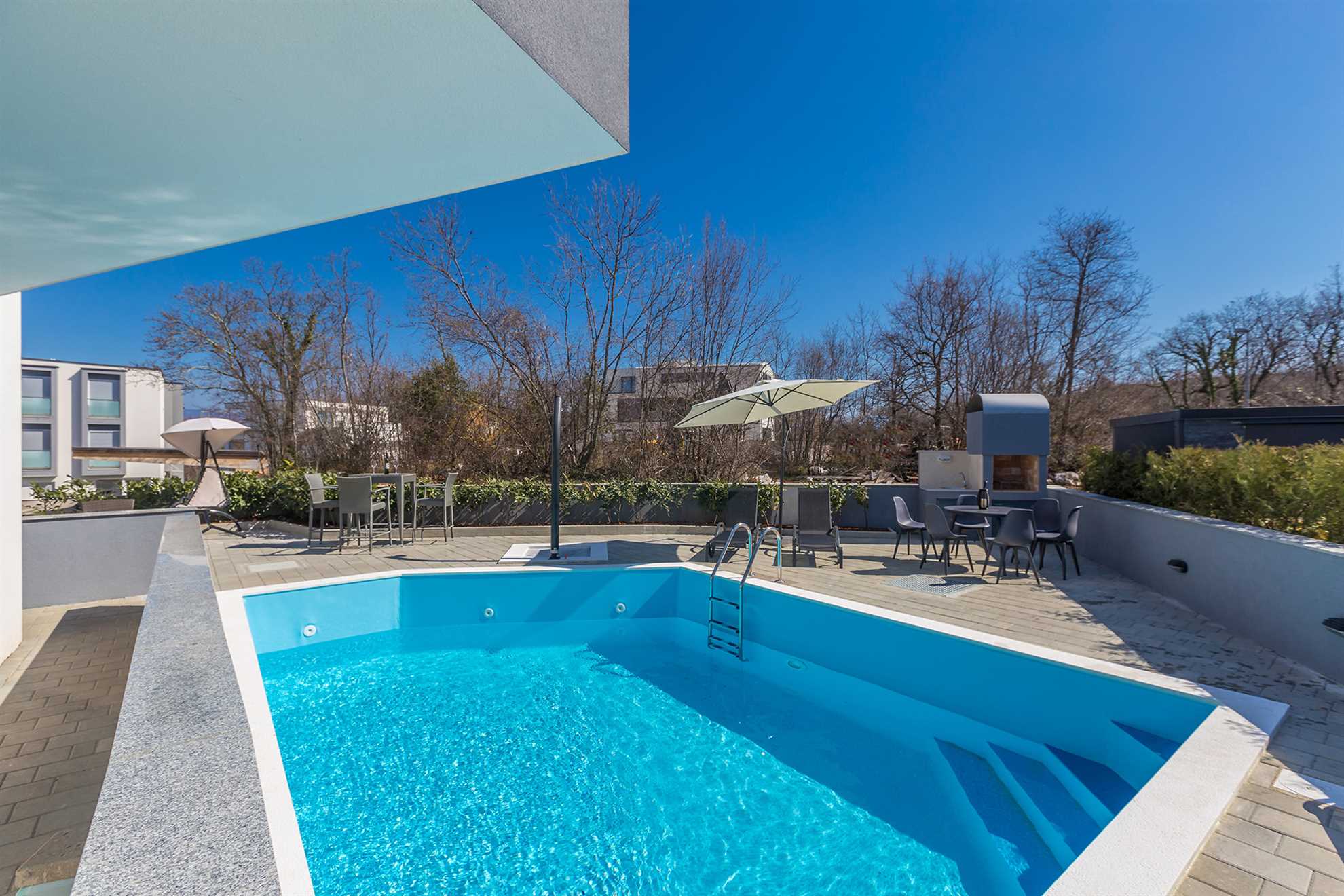 Apartman LAGANINI I u blizini plaže