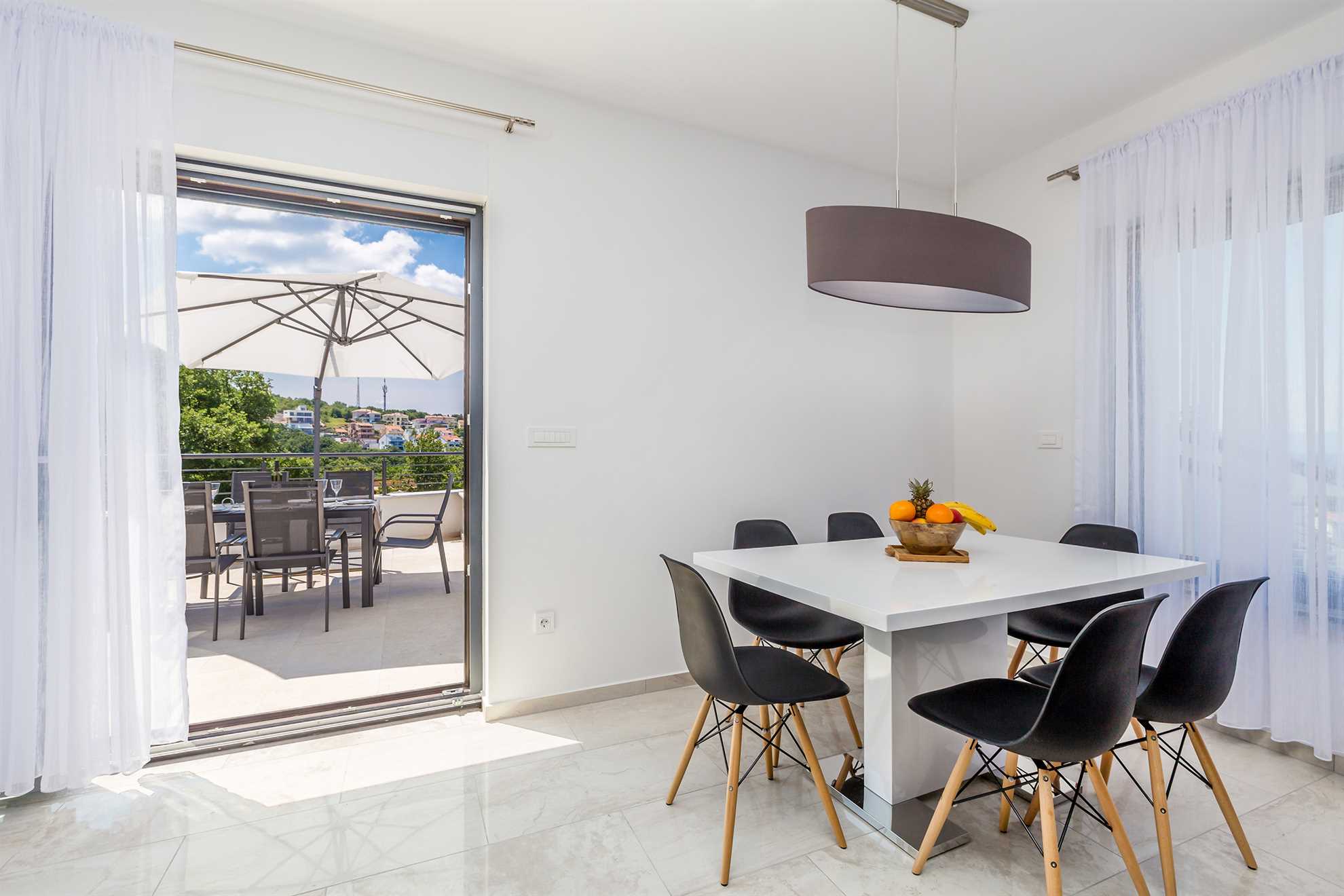 Apartman LAGANINI I u blizini plaže