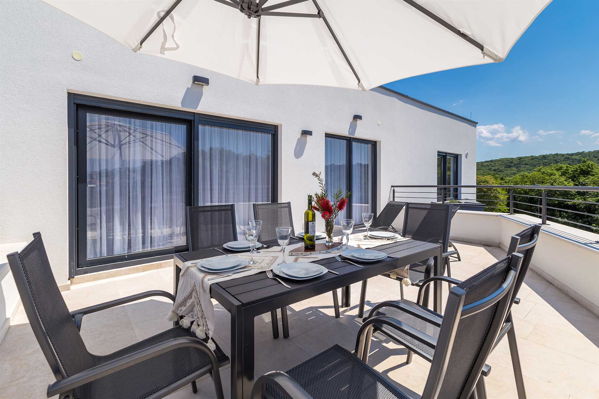 Apartman LAGANINI I u blizini plaže