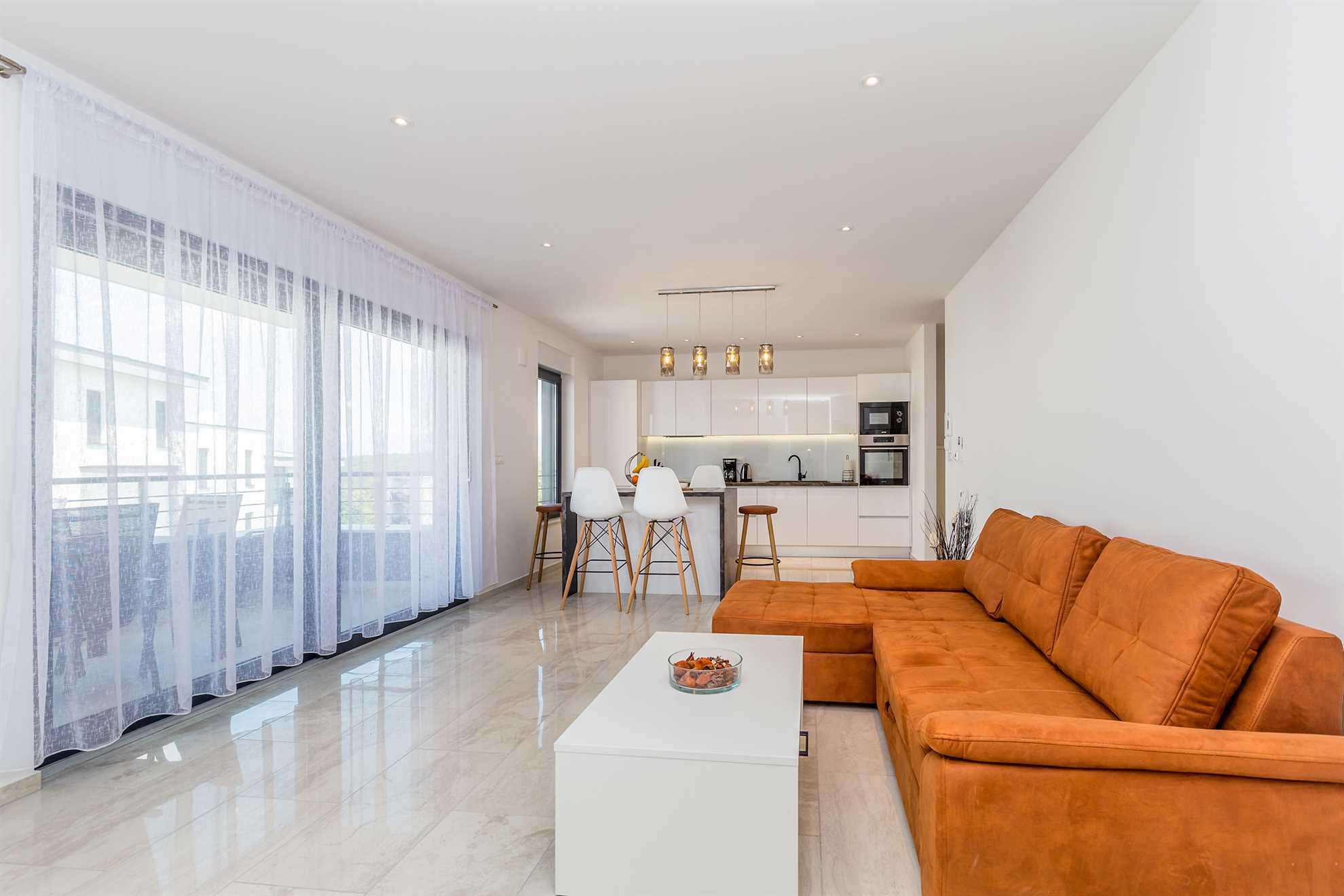 Apartman LAGANINI II sa zajedničkim bazenom