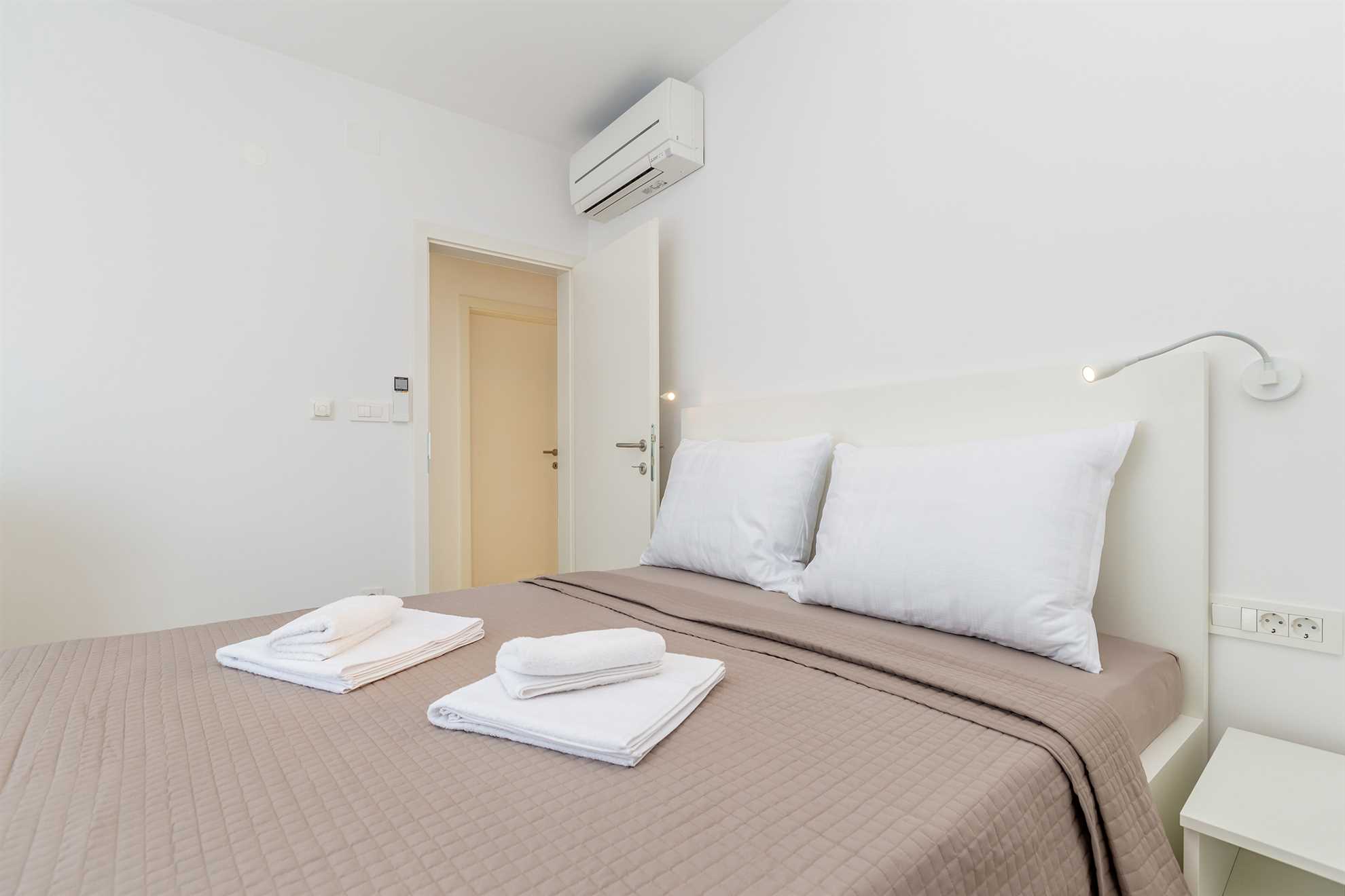 Apartman LAGANINI II sa zajedničkim bazenom