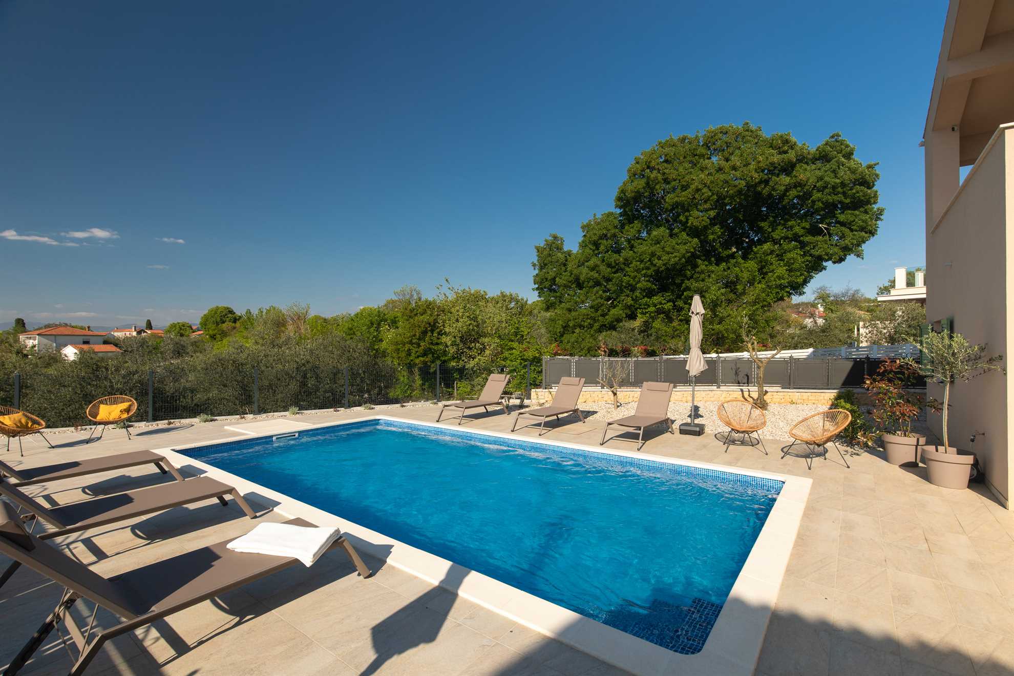 Villa OLIVE OCEAN s bazenom i pogledom na more