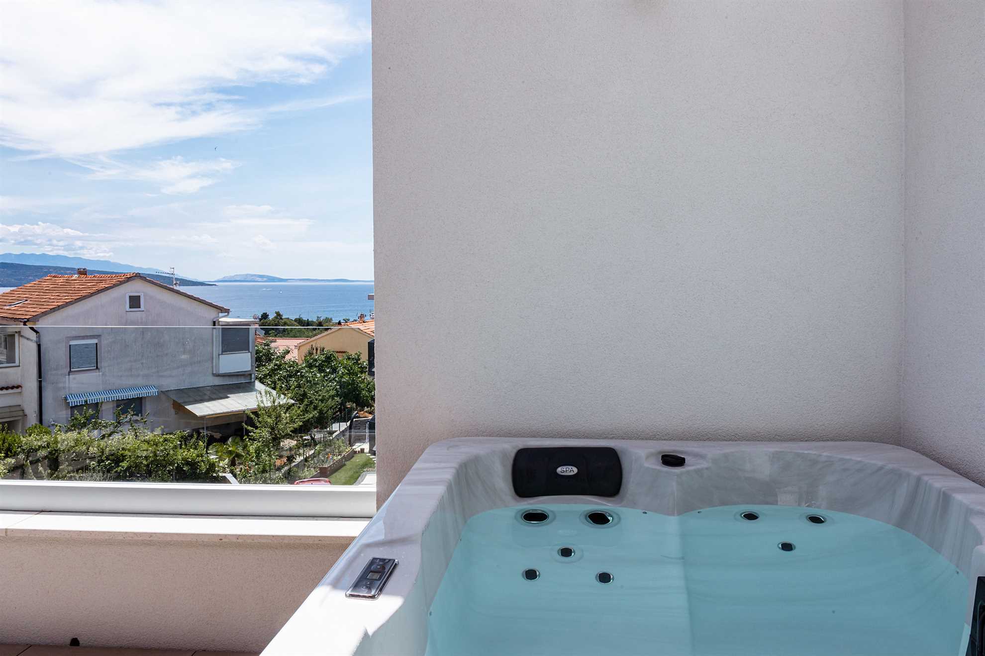 Apartman KRK s jacuzzijem