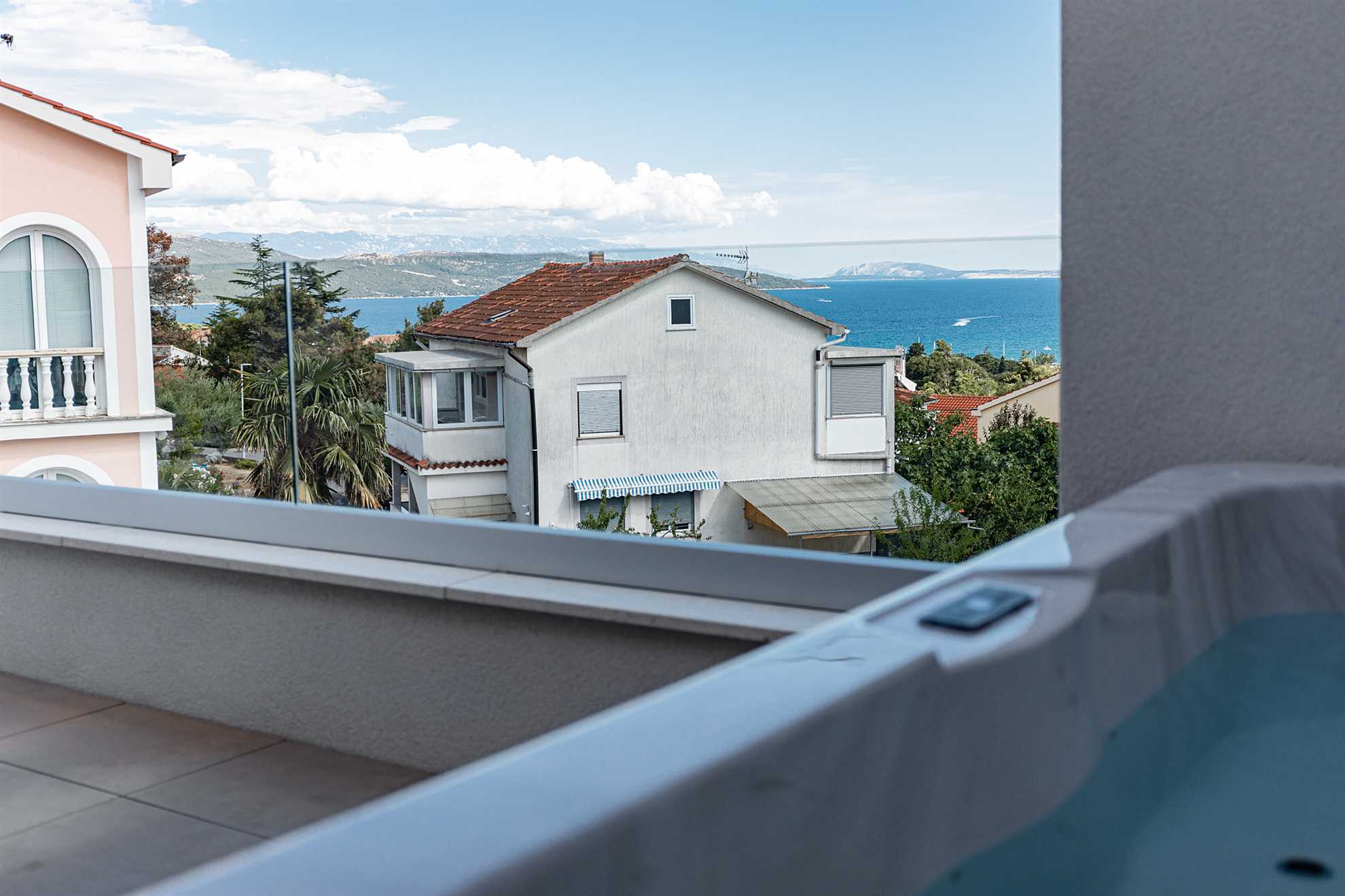 Apartman KRK s jacuzzijem