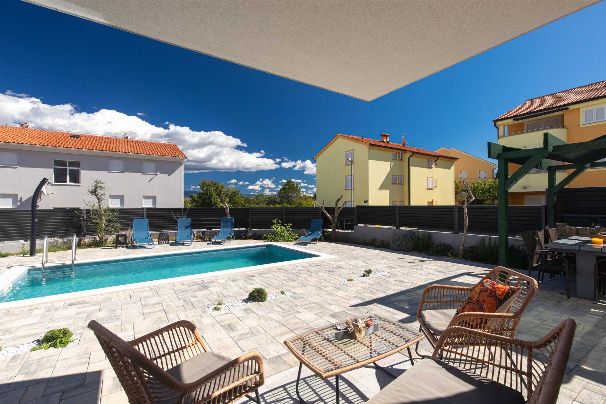 Apartman PATRICK s privatnim bazenom