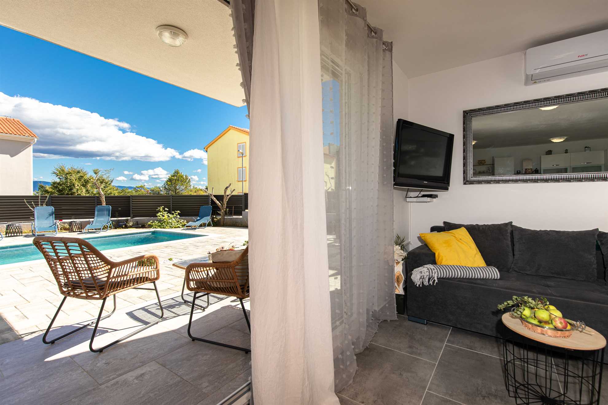 Apartman PATRICK s privatnim bazenom