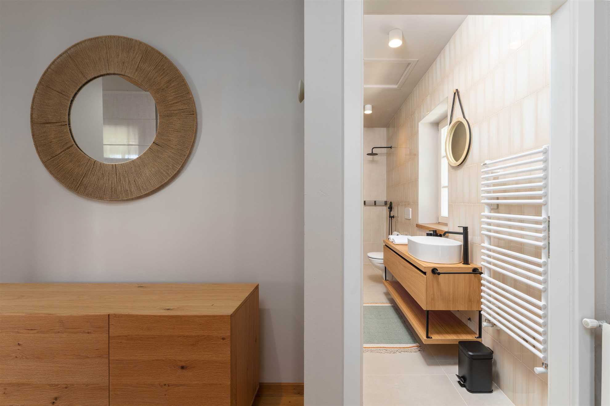 Vila Franka s veselim pogledom na more na mirnoj lokaciji