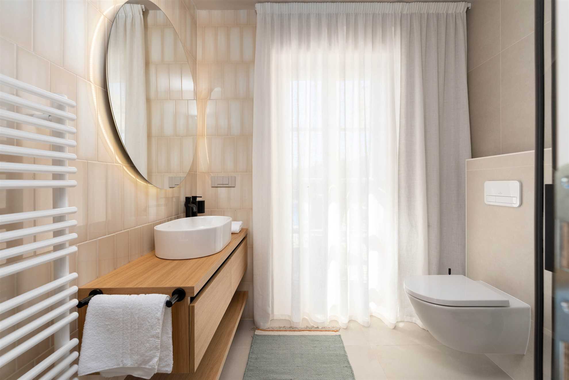 Vila Franka s veselim pogledom na more na mirnoj lokaciji