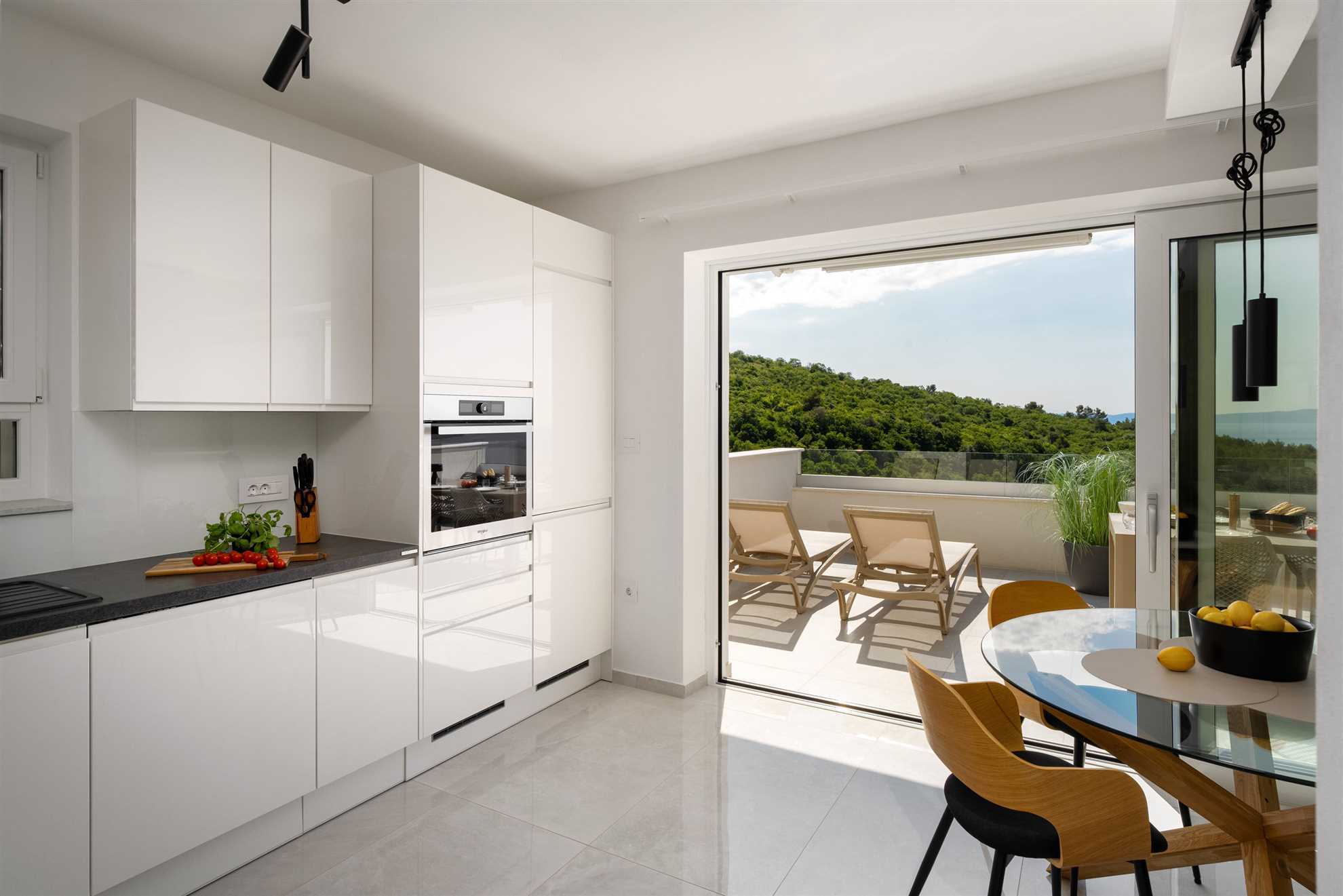 Apartman Dora Mar sa spektakularnim pogledom na more