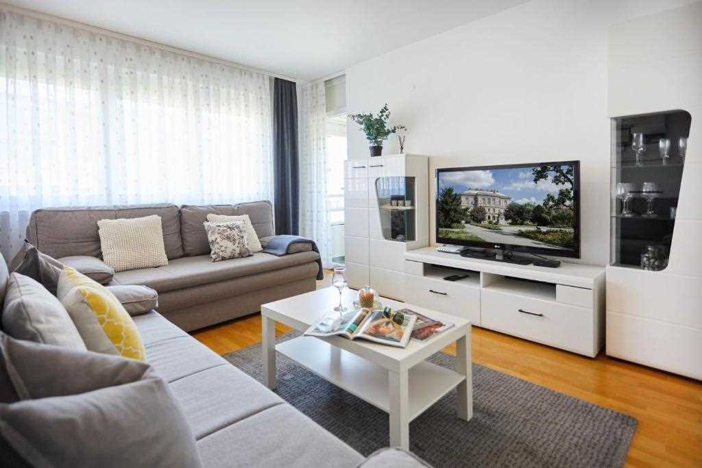 Apartment MADRAL