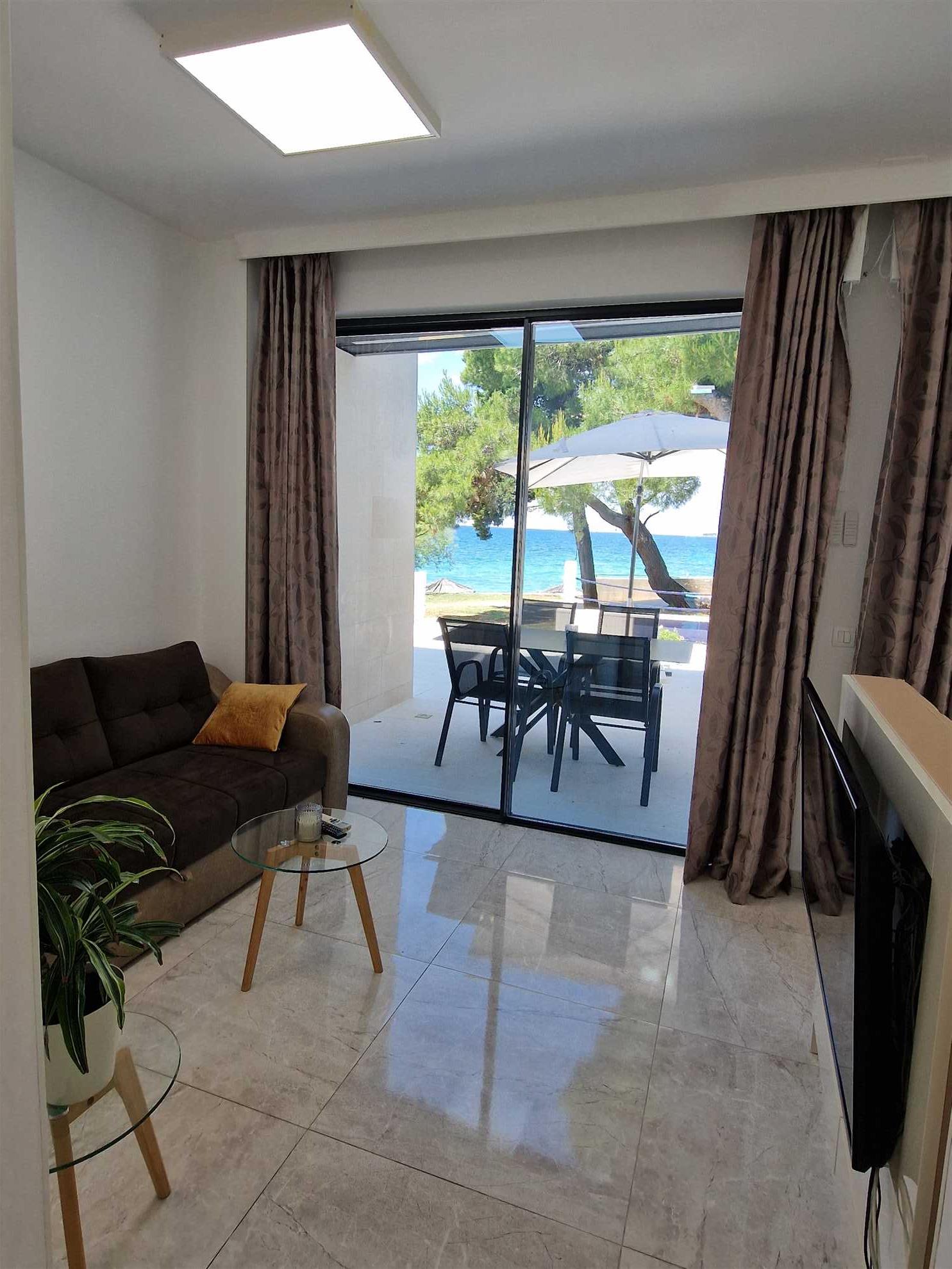 Apartment Zrmanja (Dalmatia Infinity)