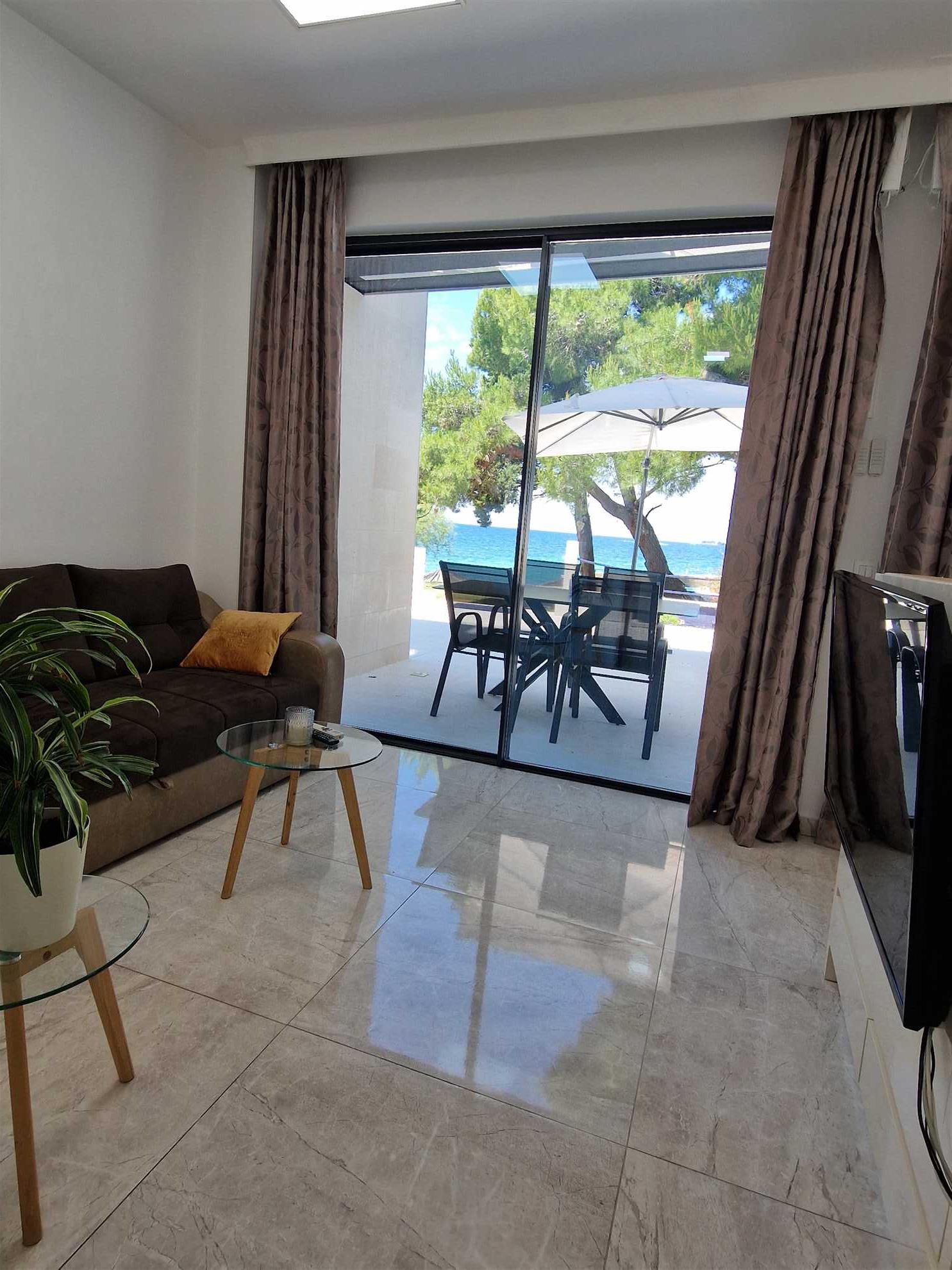 Apartment Zrmanja (Dalmatia Infinity)