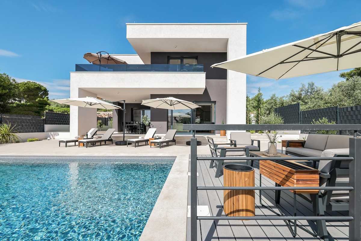 Villa Dekorti | Adriatic Luxury Villas