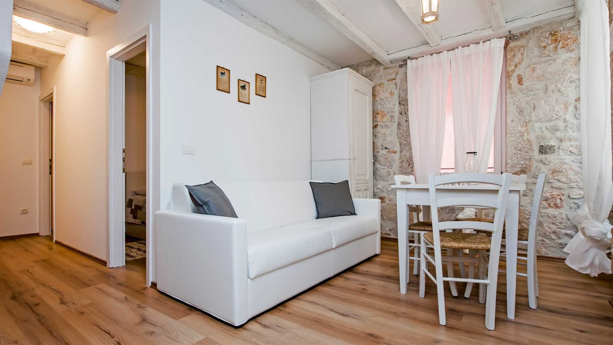 CASA ROCCIA BIANCA - SOLE - One Bedroom Apartment