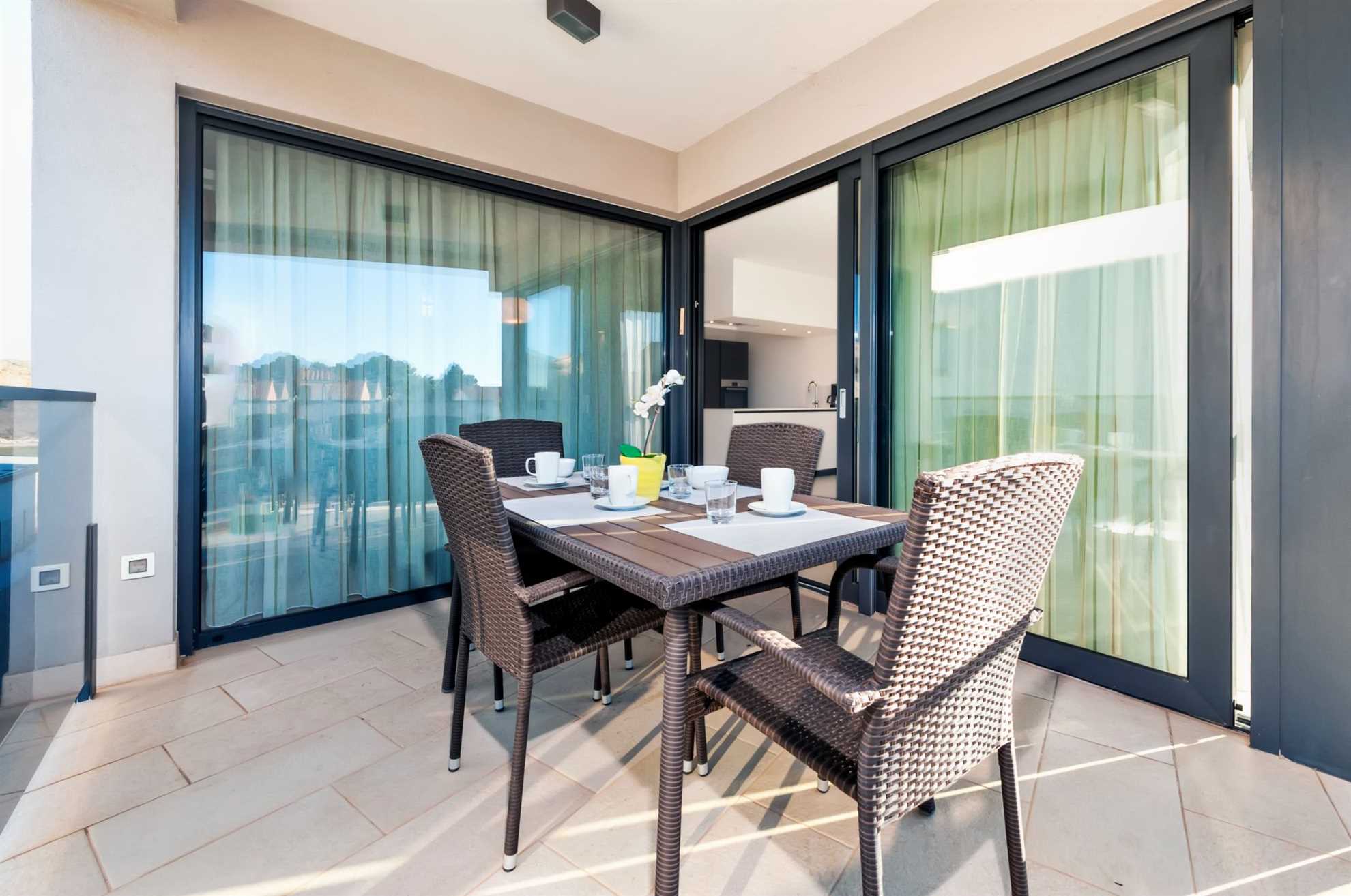 SUNNY DAY - Apartman sa Parkingom