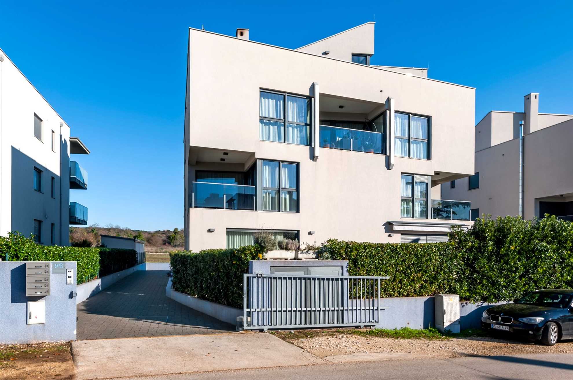 SUNNY DAY - Apartman sa Parkingom