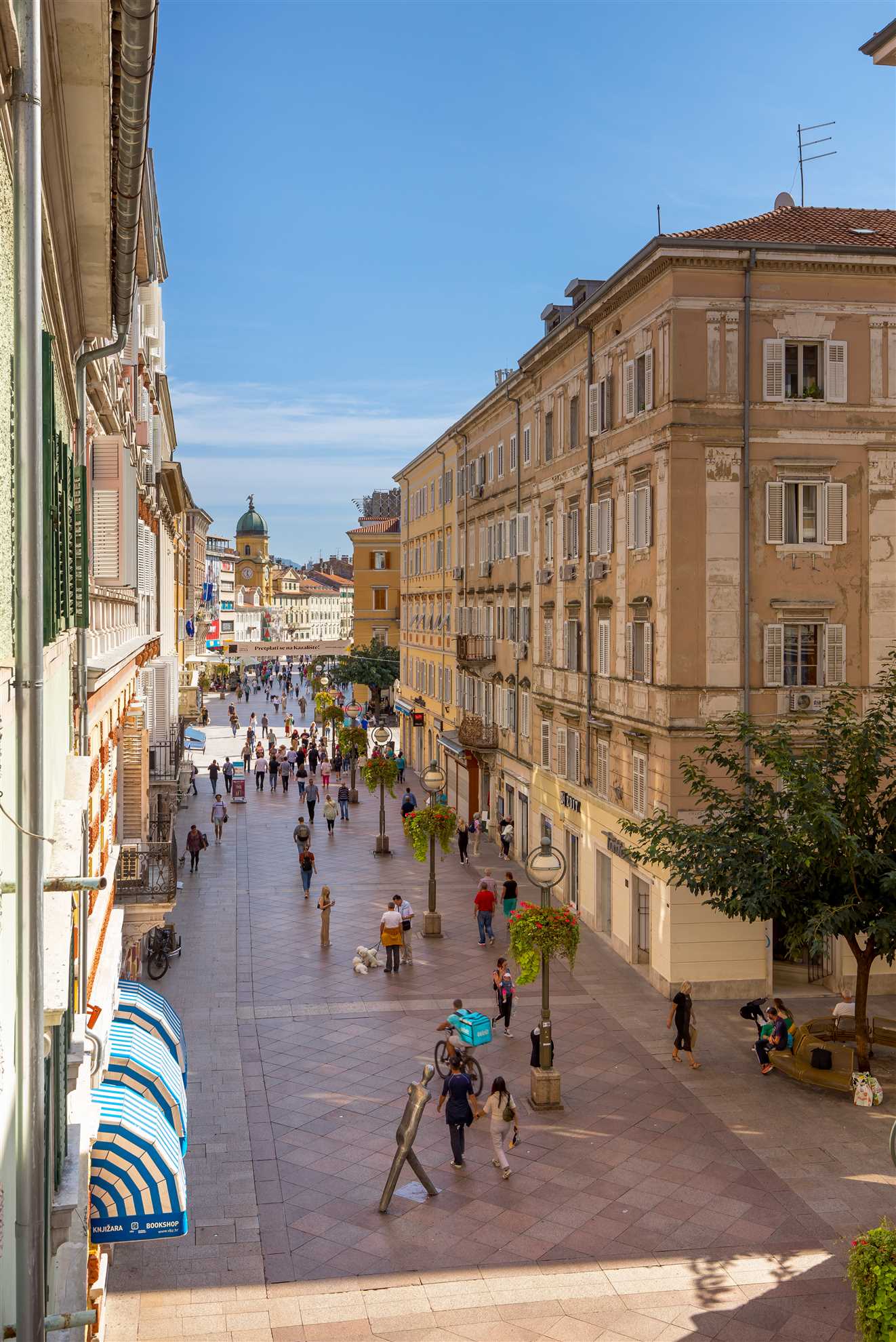 Main square Corso, CosyLux 2